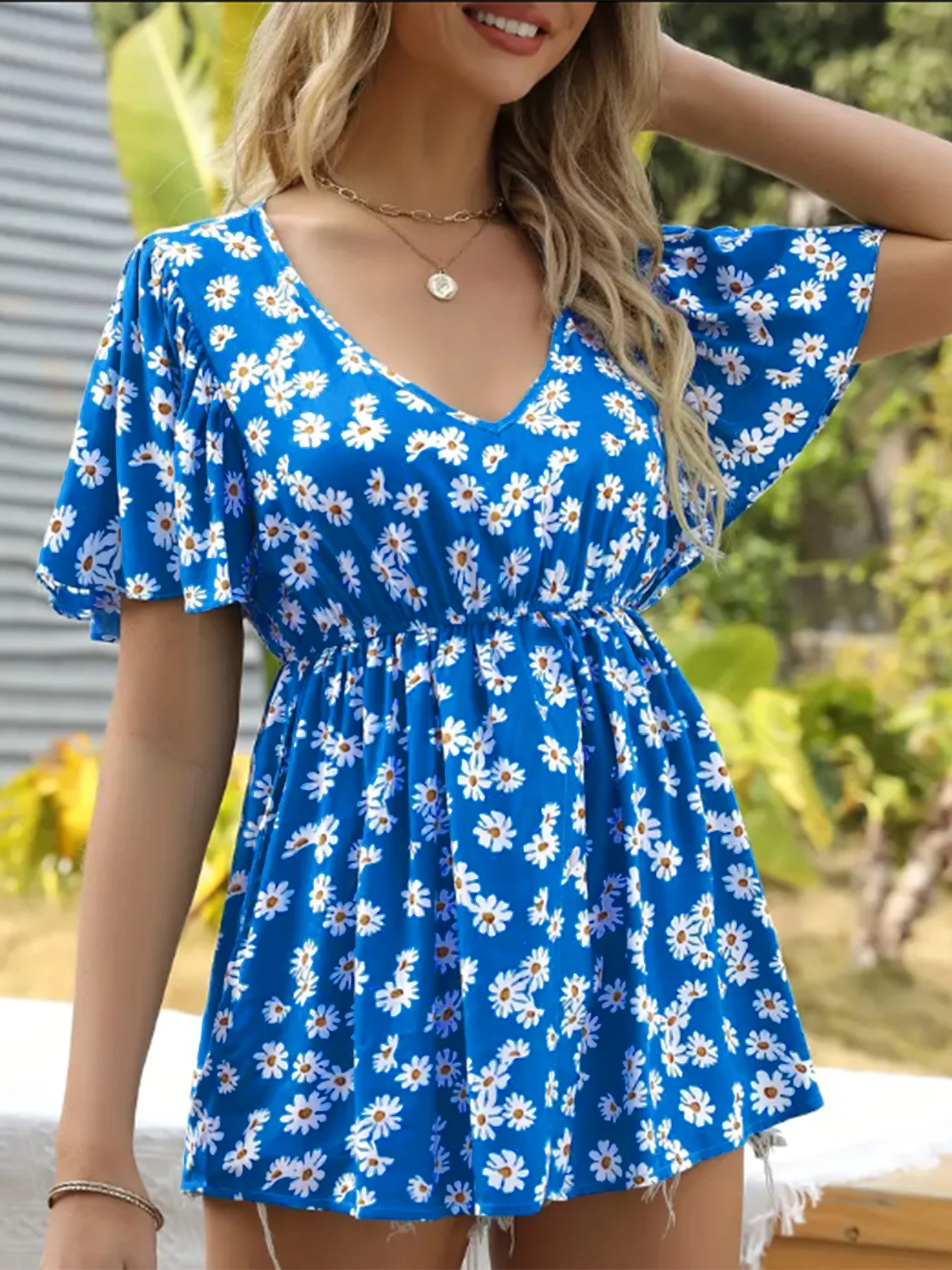 Plus Size Women's Daisy Print Babydoll Top V Neck Flutter Short Sleeve Elastic Waist Loose Casual Summer Blouse