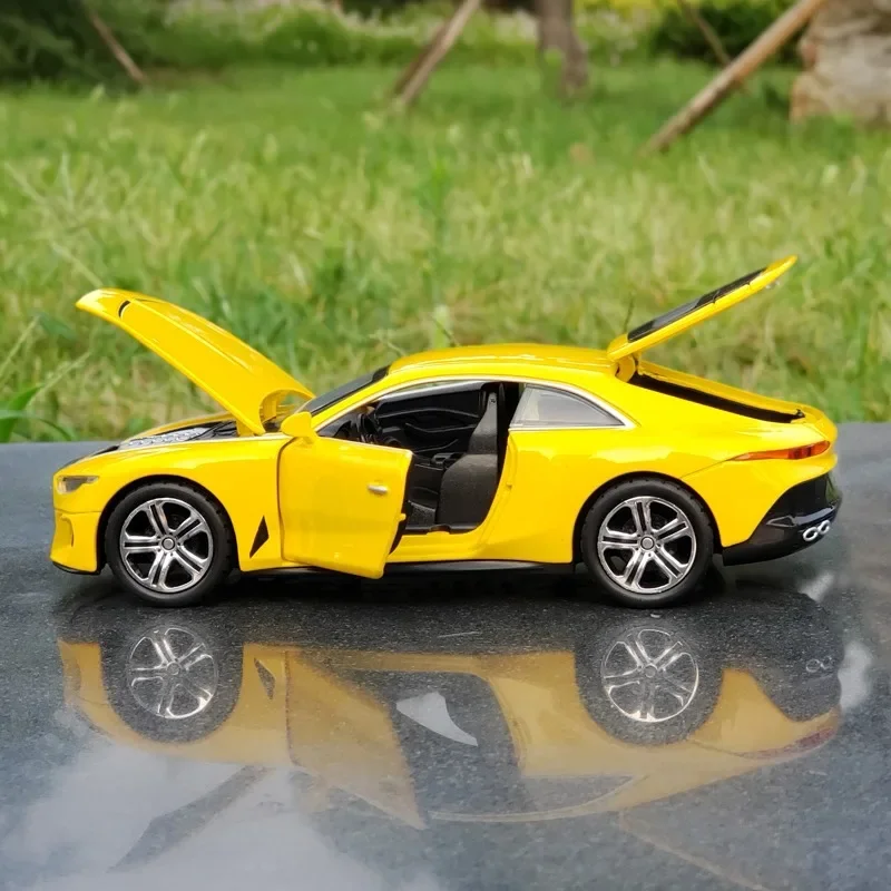 1:32 Diecast New Bentley Mulliner Alloy Model Metal Vehicle Simulation Sound Light Luxury Car Boy Gift Toy Collection