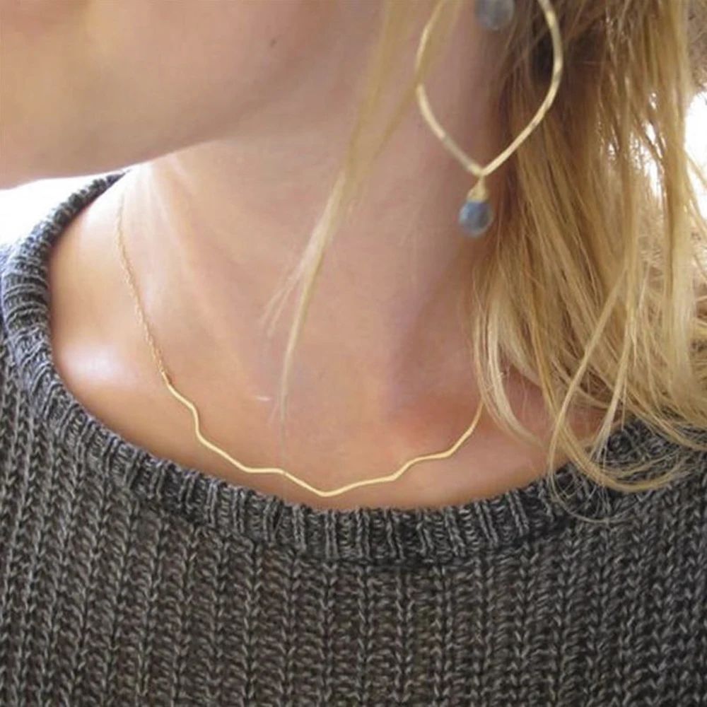 

Necklaces 14K Gold Filled Gold Hammered Arc Slim Wave Choker Pendant Boho Collar Jewelry for Women Party Birthday Daily Gifts