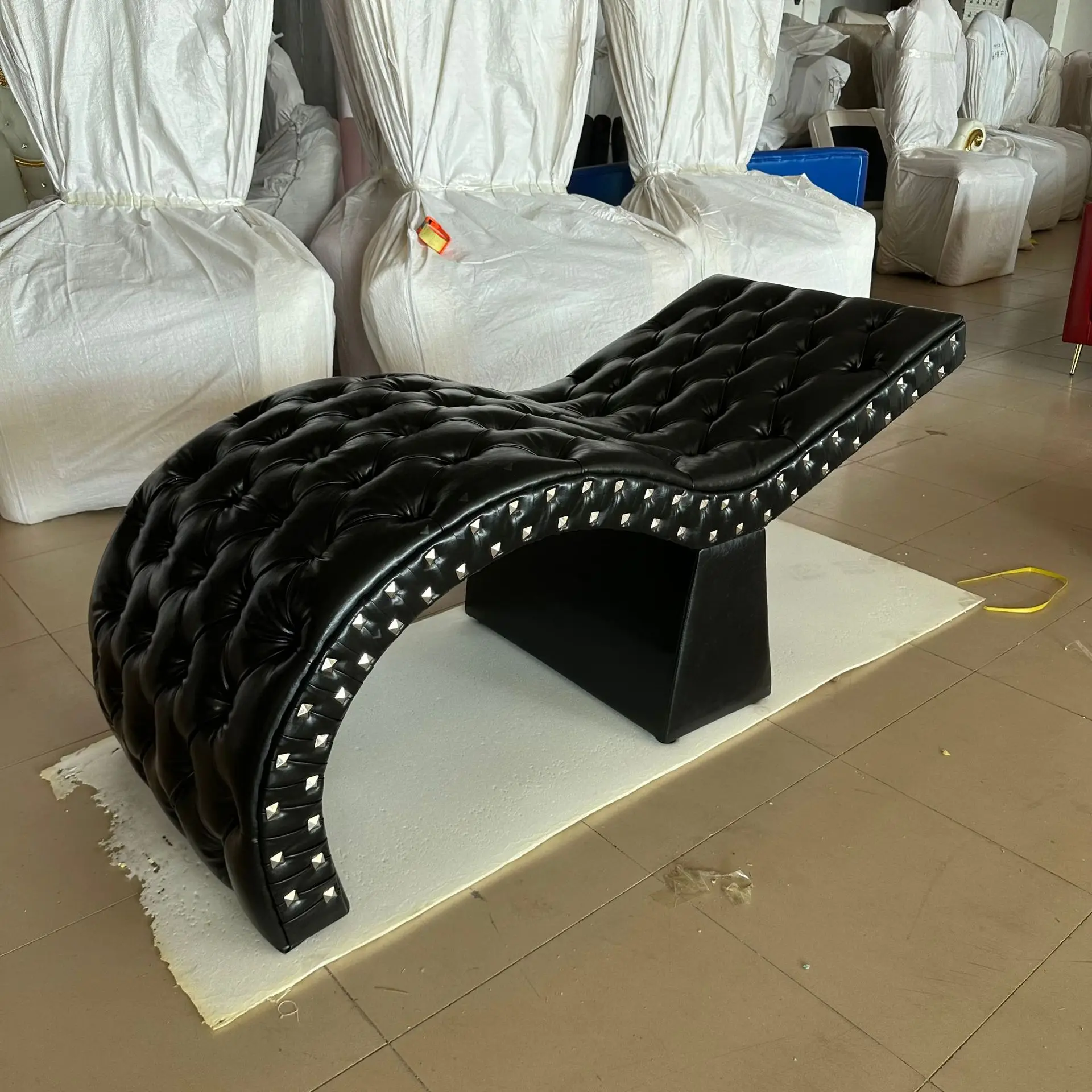 Bed bed manicure wash face ear eyelash tattoo special bed