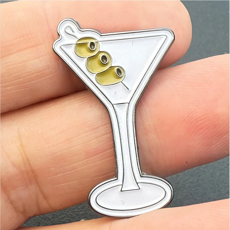 Saudi Arabia Lapel Pin Badge Enamel Pin badge brooch Lapel pin Jeans shirt Cool Jewelry Gift