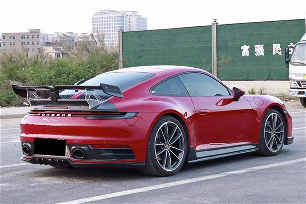 

Используется для Porsche 911 992, модификация, кованый узор, стиль TH, передняя губа, боковая юбка, задний диффузор, разделитель переднего бампера, комплект кузова