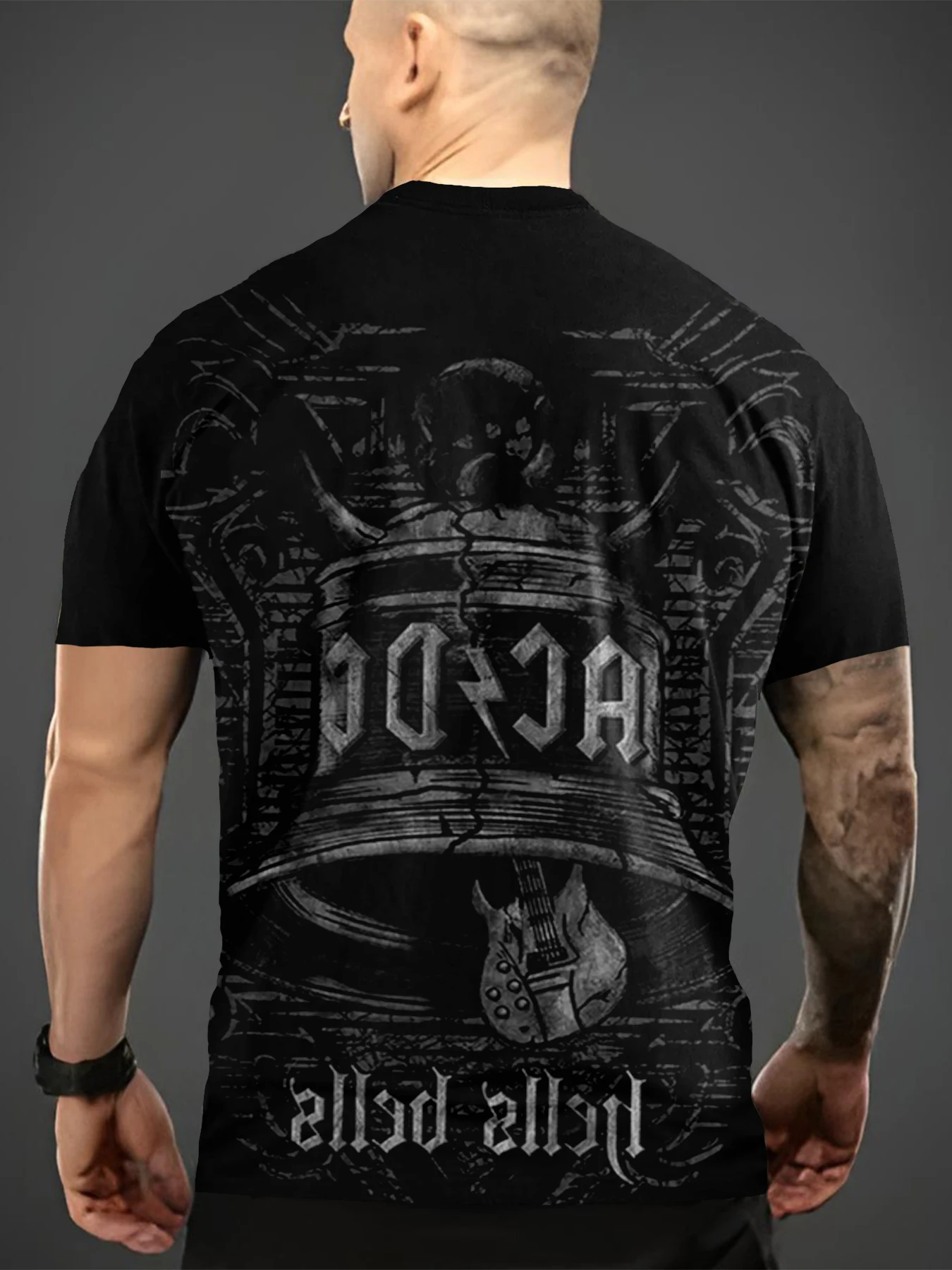 Herren-T-Shirt mit Rundhalsausschnitt und kurzen Ärmeln, Vintage-Grafikdruck mit Glocke und E-Gitarre – Detail 6