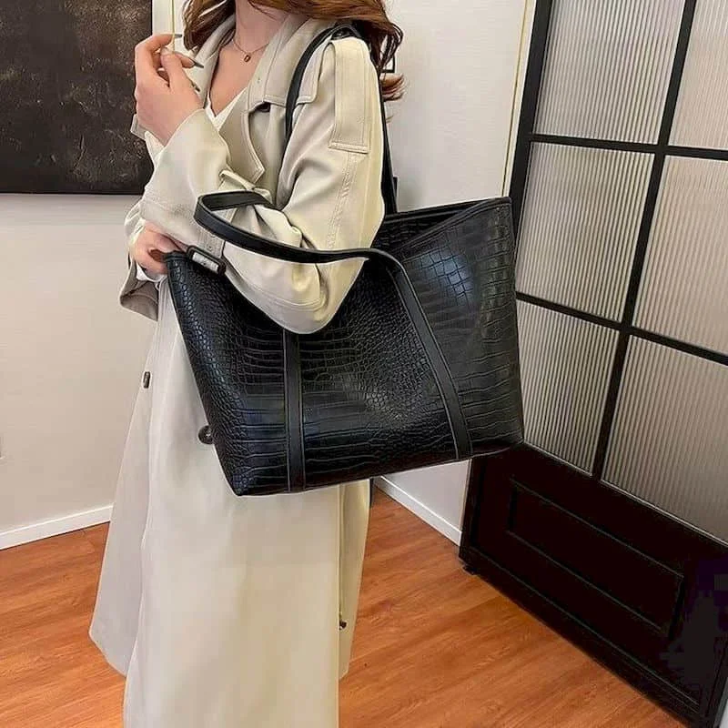 

High Quality Totes For Women Large Capacity Fashion Tote Shoulder Bag Commuting Office Shopping Bags Female 2025 New In Trendy