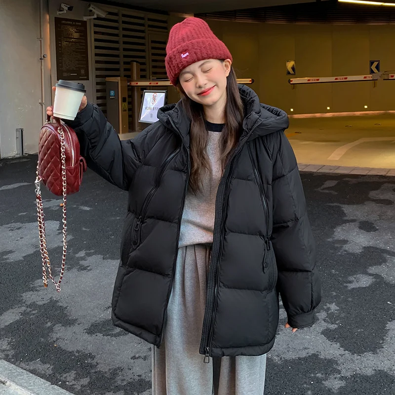 Piumino di media lunghezza 2025 Nuovo arrivo invernale Taglie forti per donne curvy - Cappotto alla moda per pendolari con cappuccio oversize e ispessito