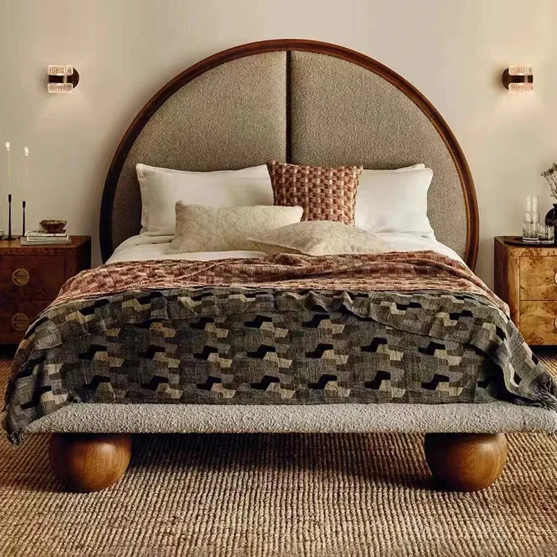 Nordic solid wood wabi wind double bed creative American minimalist medieval round head soft bag princess bed French master bed
