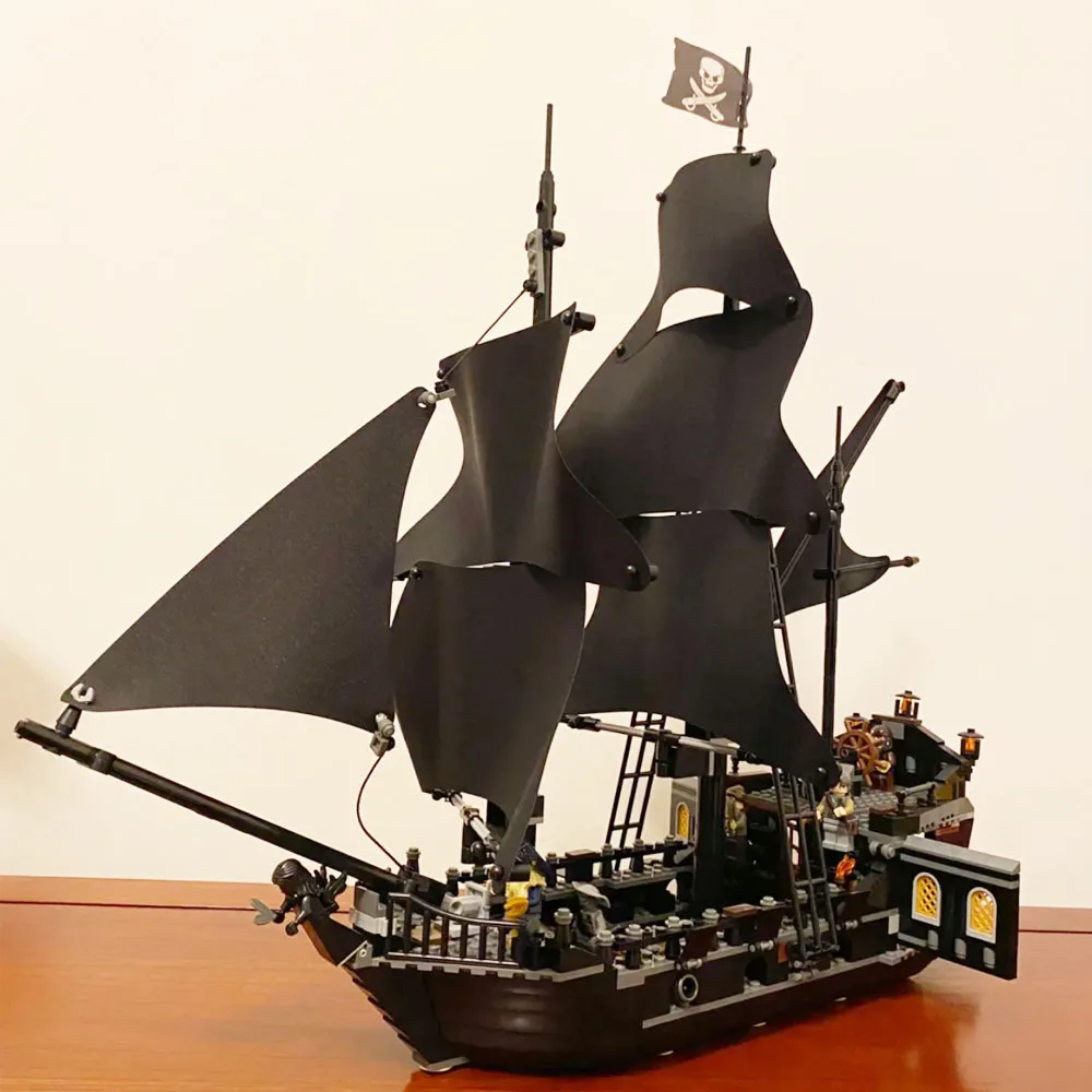 MOC-barco pirata del Caribe, barco de guerra venganza, Perla Negra, velero, bloques de construcción, MOC 4195, juguetes de montaje, regalo para niños