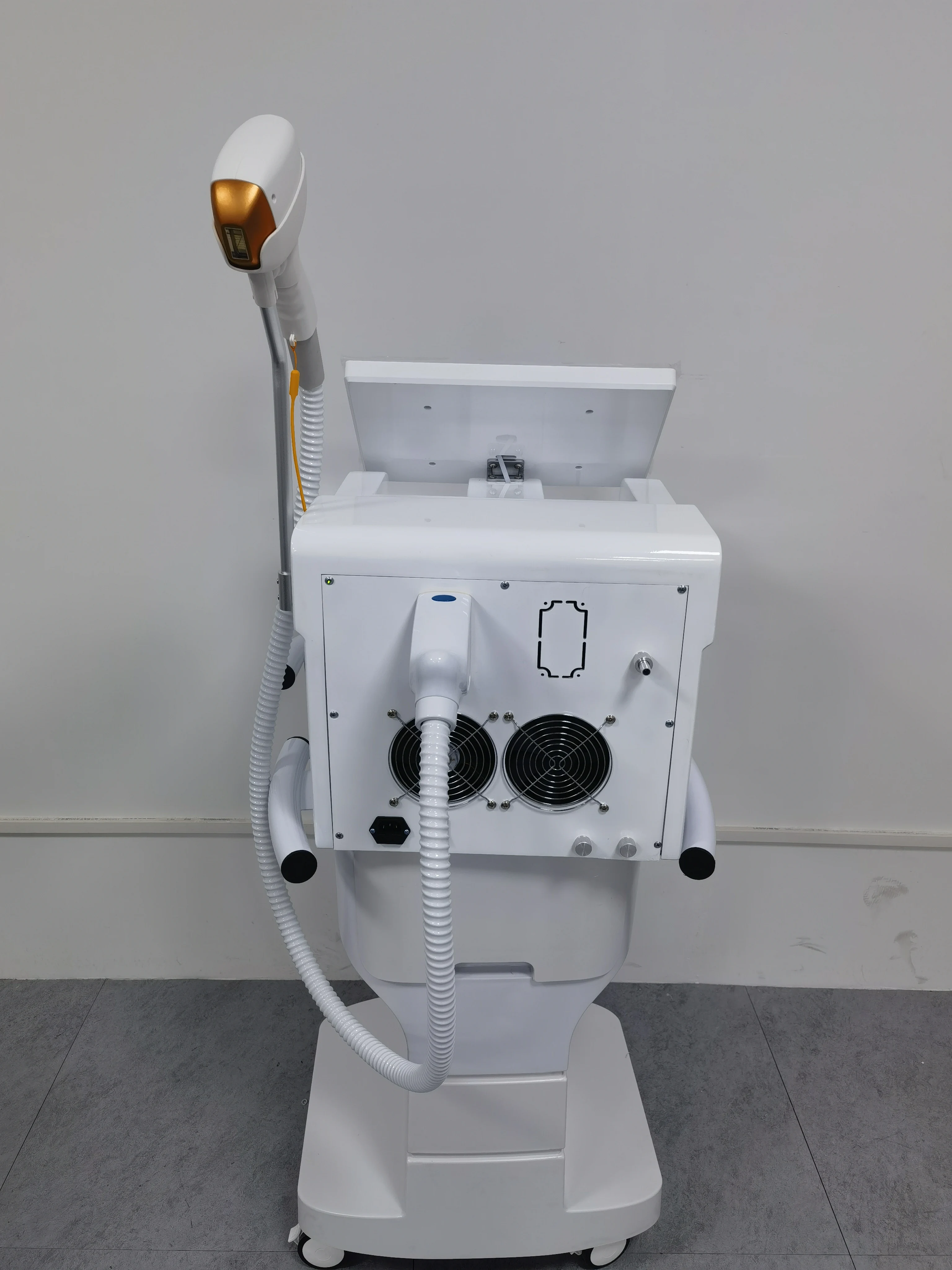 المهنية 4 موجة ديود ليزر الجسم الوجه آلة إزالة الشعر 2025 المحمولة سوبرانو التيتانيوم 4000 واط لنزع الشعر العناية بالبشرة