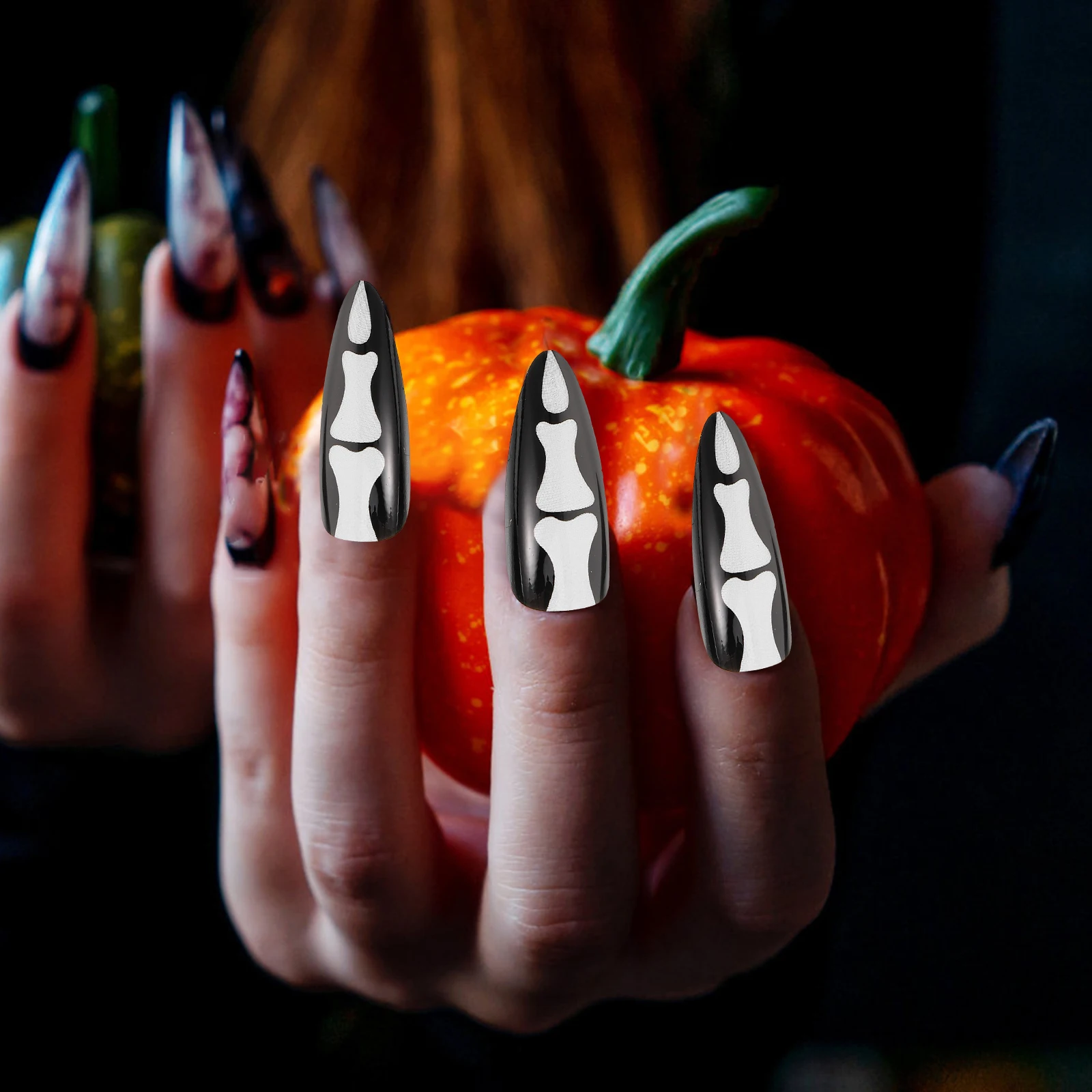 

24 Pcs Fake Nails Finger Claws False for Women Black Bone Design Decorative Tips