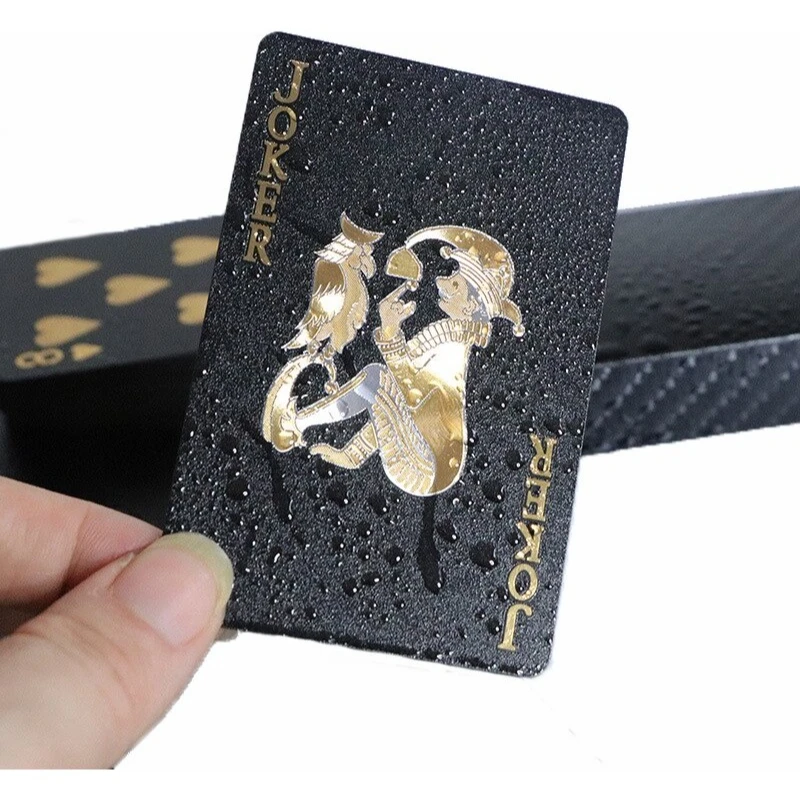 防水ブラックゴールドトランププレミアムカジノグレードポーカーデッキセットエレガントなデザイン耐久性のある PVC 素材パーティーポーカーカード