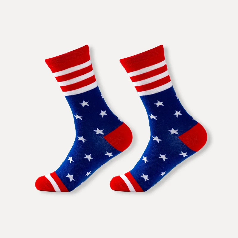 جوارب رجالية بعلم الولايات المتحدة الأمريكية الوطنية - تصميم النجوم والمشارب