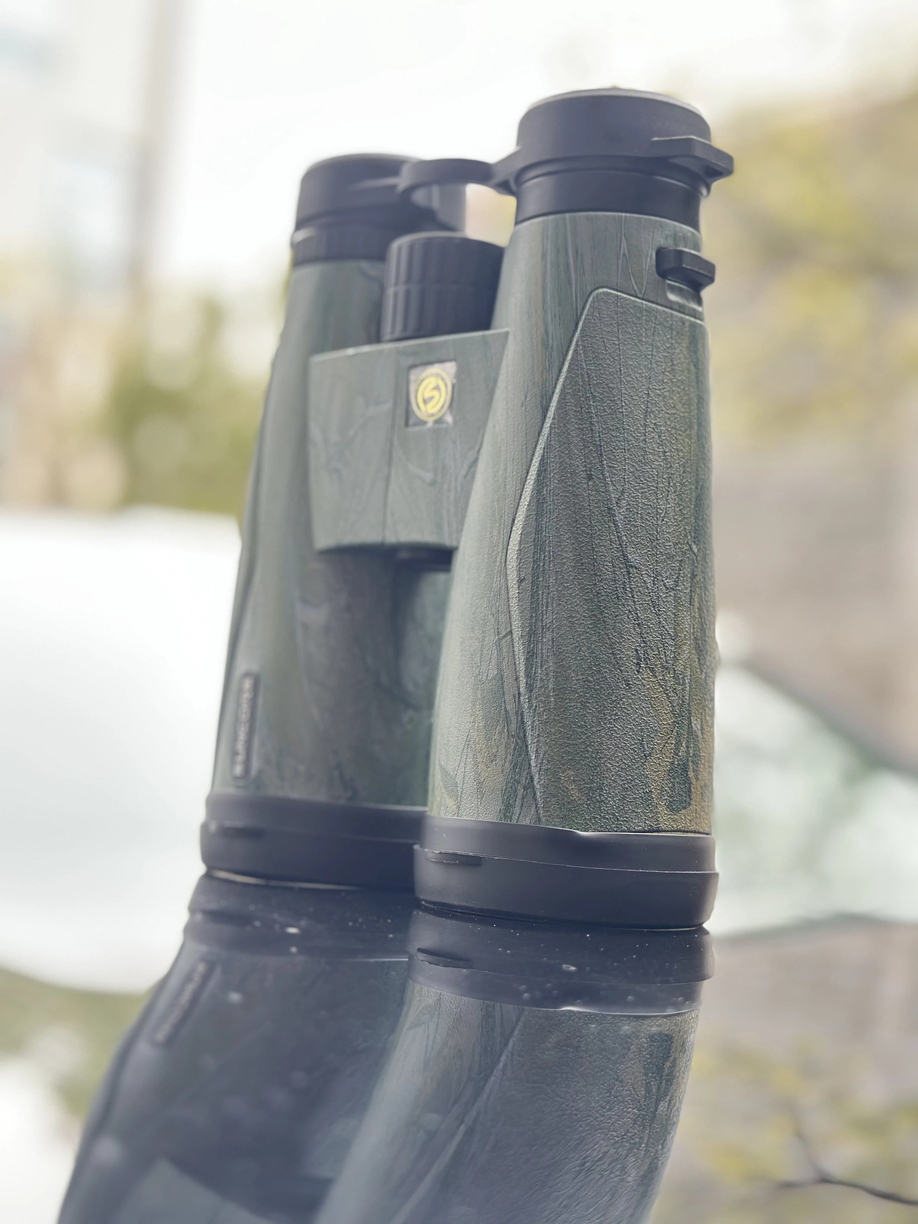 

Camouflage Rhino 10x50 Binoculars - Sleek, Stylish, and High-Performance, Perfect for Outdoor Adventures