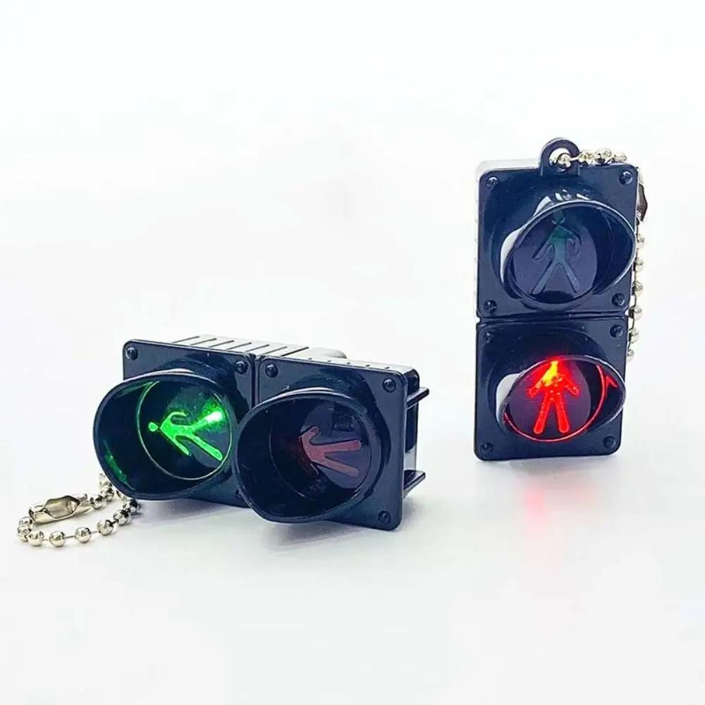 Plastic Traffic Light Key Chain Glowing Charms Bag Pendant Signal Light Pendant Jewelry Accessories Car Keychains 3D Key Ring