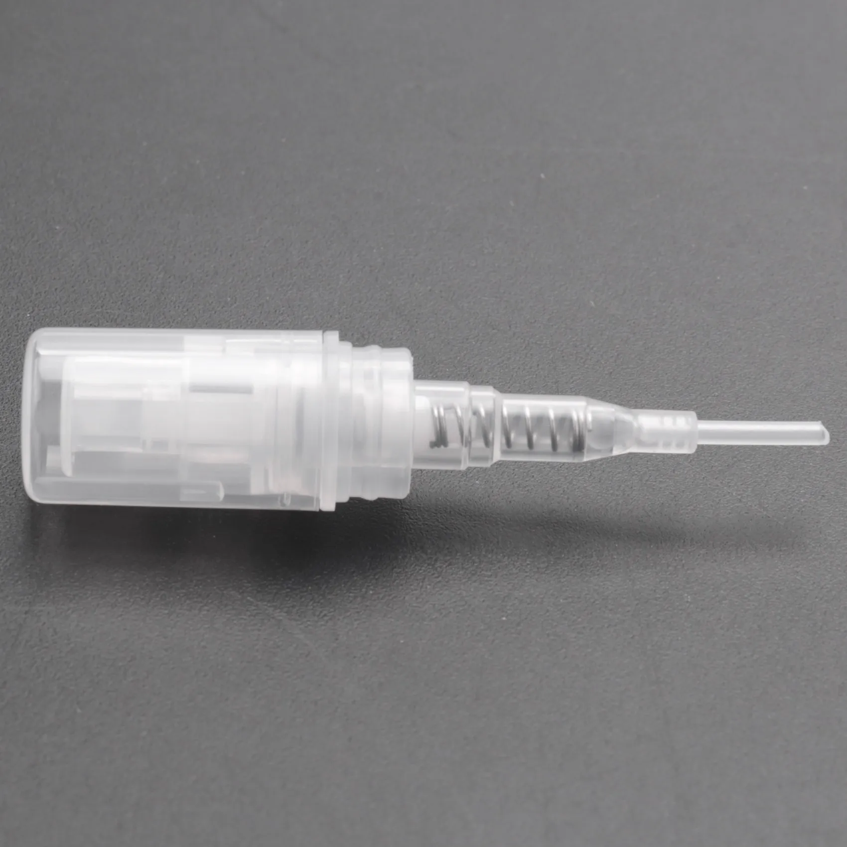

B26B 500 X 2Ml Plastic Travel Spray Bottle Empty Transparent Perfume Atomizer New