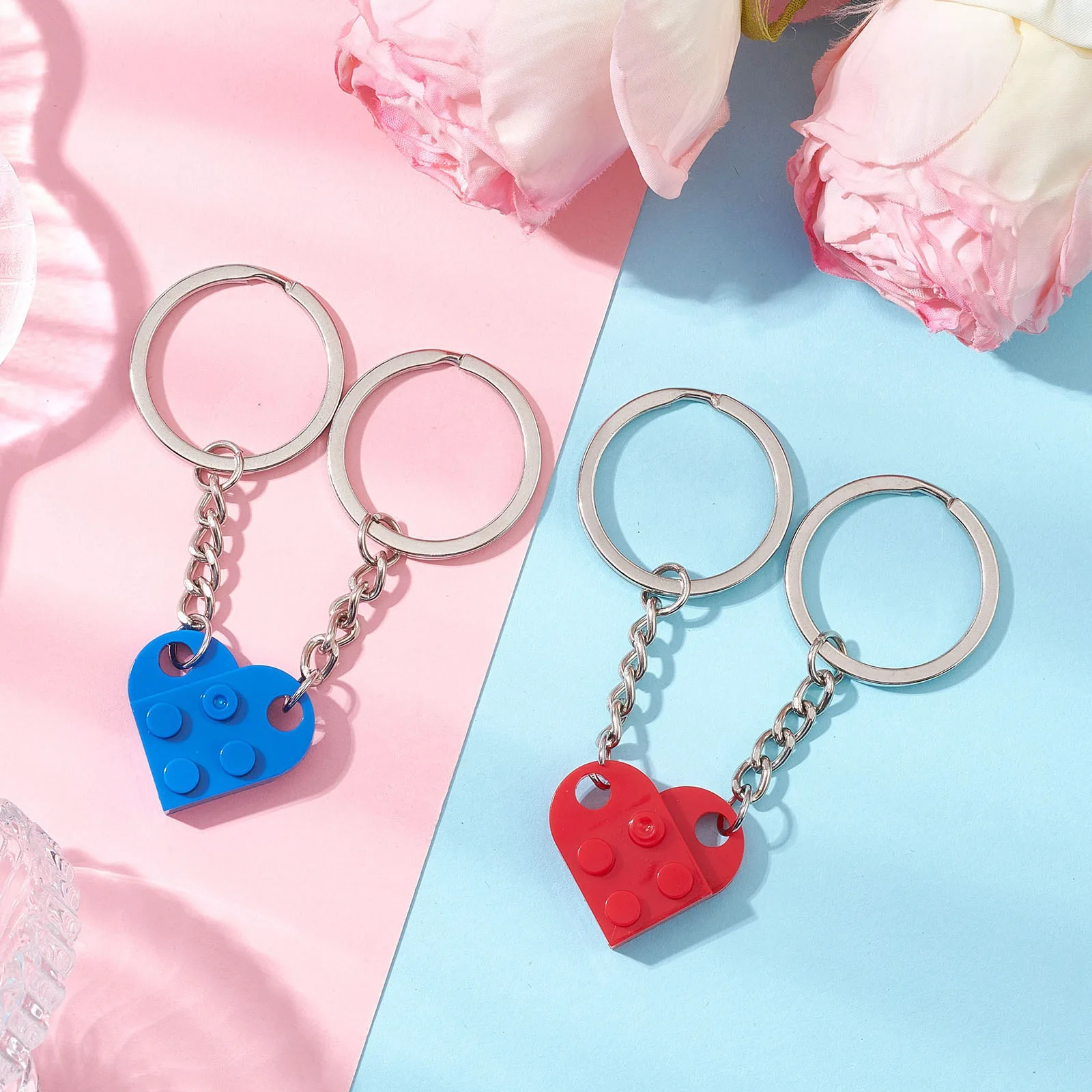 2Pcs Cute Love Heart Brick Keychain for Couple Friendship Heart Building Block Keyring Pendant Women Men Valentines Jewelry Gift