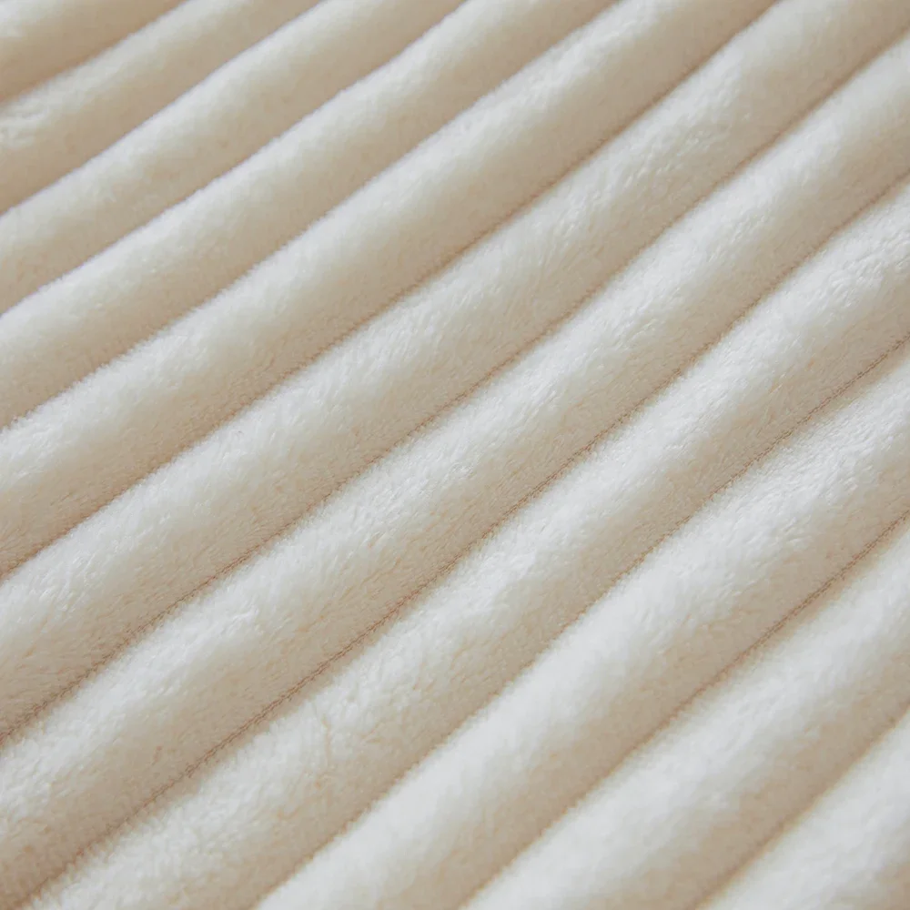Thick Fluffy Velvet Blanket 5