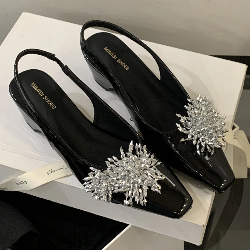 

Сандалии с бриллиантовым цветком, женские модные модельные туфли на низком каблуке, женская элегантная дизайнерская обувь, женские туфли-лодочки, Zapatos De Mujer