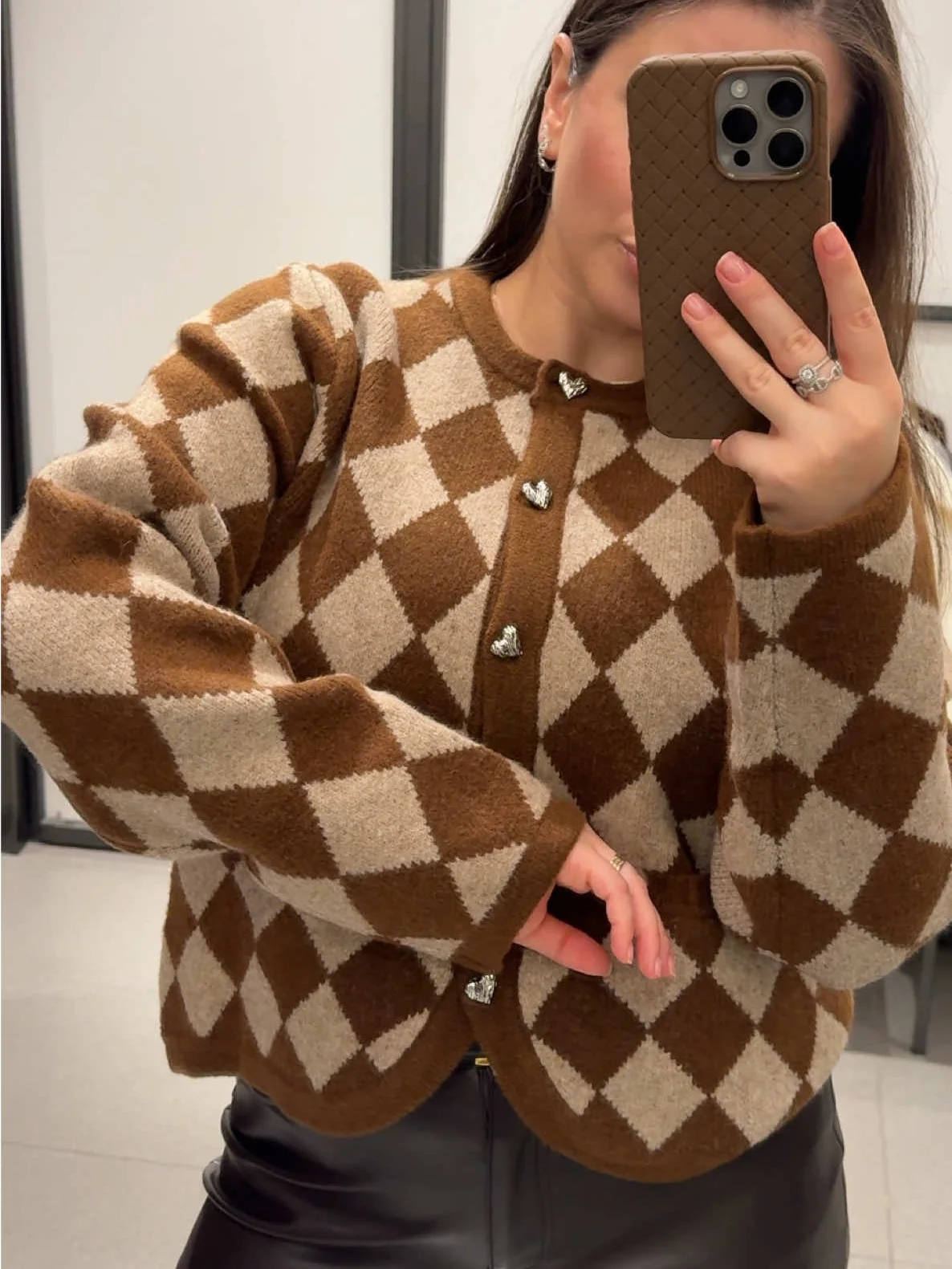 

Retro casual fashion women's diamond pattern round neck long sleeve pocket knit cardigan autumn and winter new style