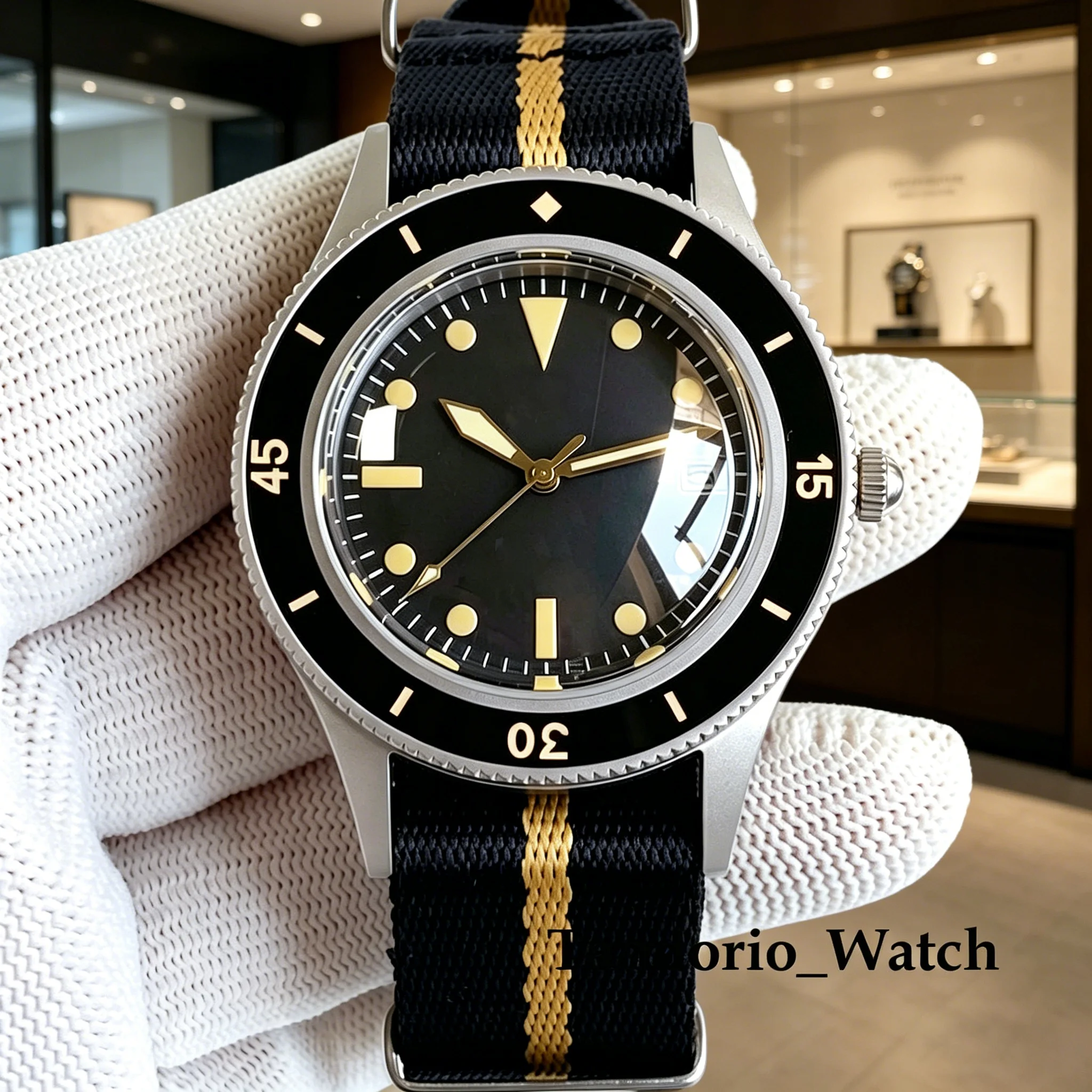 

New Tandorio 40mm Luminous 50-Fathoms Diver Retro Men's Watches For Miyota 8215 Movement Sapphrie Crystal Glass 200m Waterproof