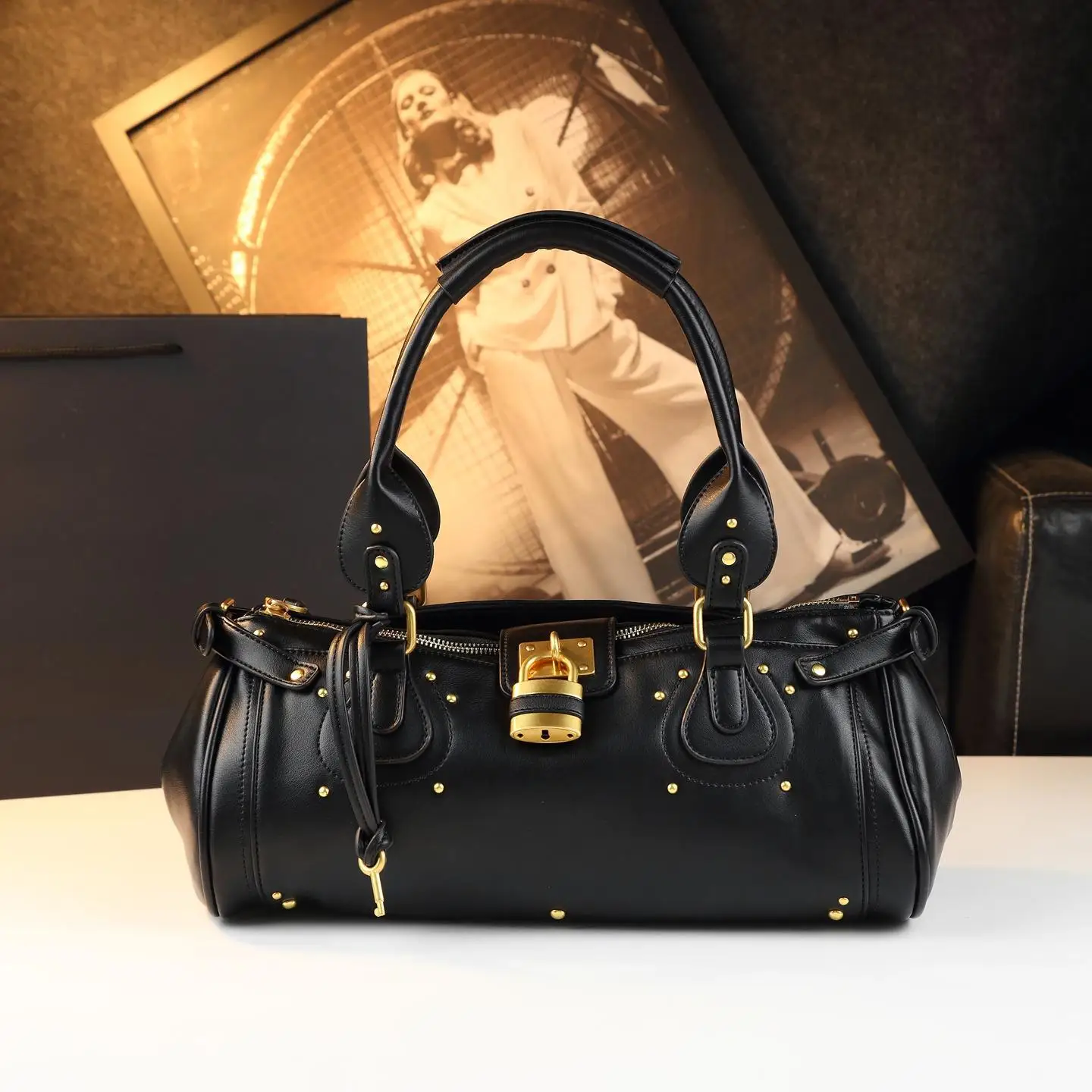 

Элегантная кожаная сумка для подгузников, женская роскошная сумка через плечо, минималистичная дизайнерская сумка-тоут в винтажном стиле, текстурированная сумка