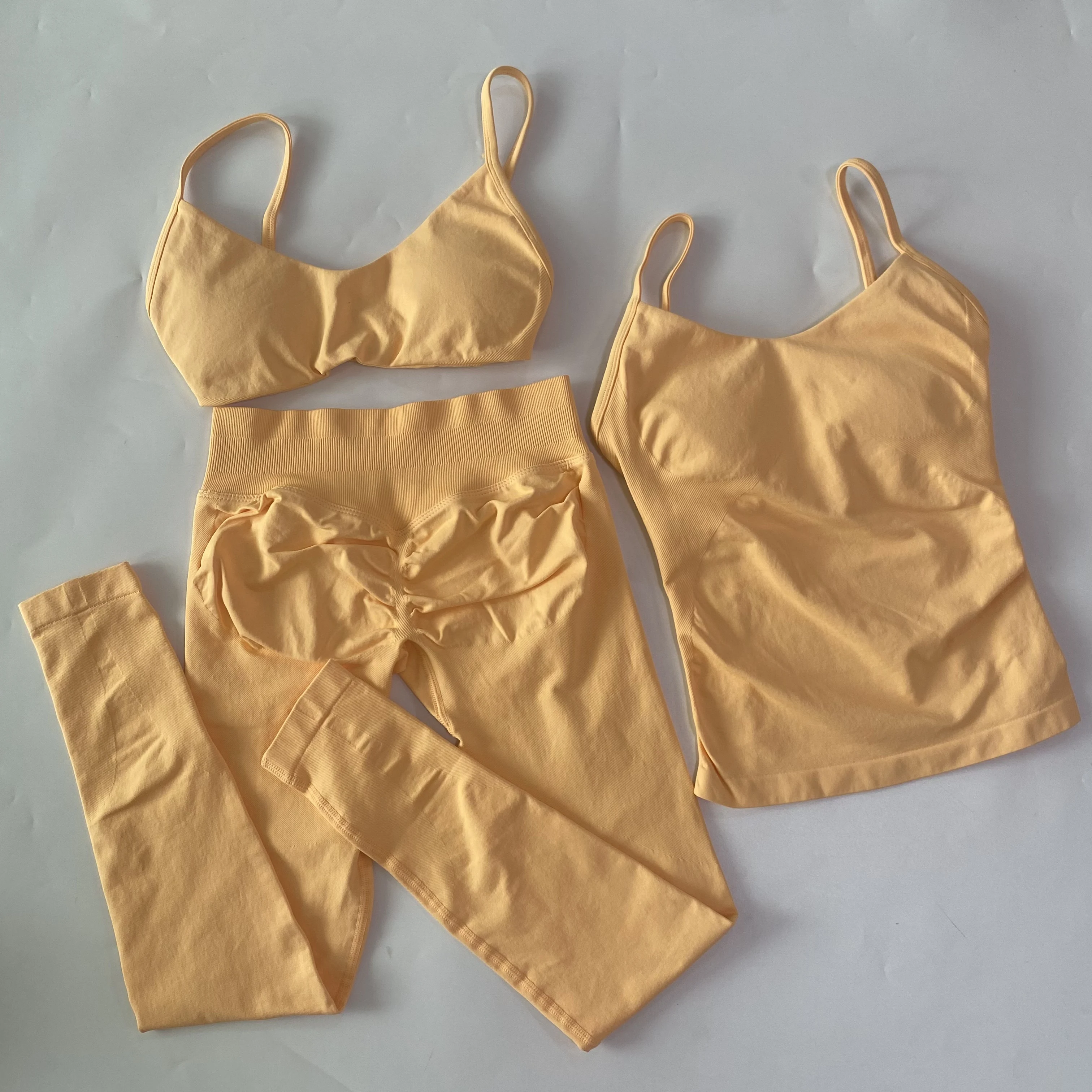 3 Pieces Seamless Yoga Set Outfit Gym Bra Scoop Neck Top High Waist Peach Scrunch Butt Gym Leggings Fitness Workout Sports Suit