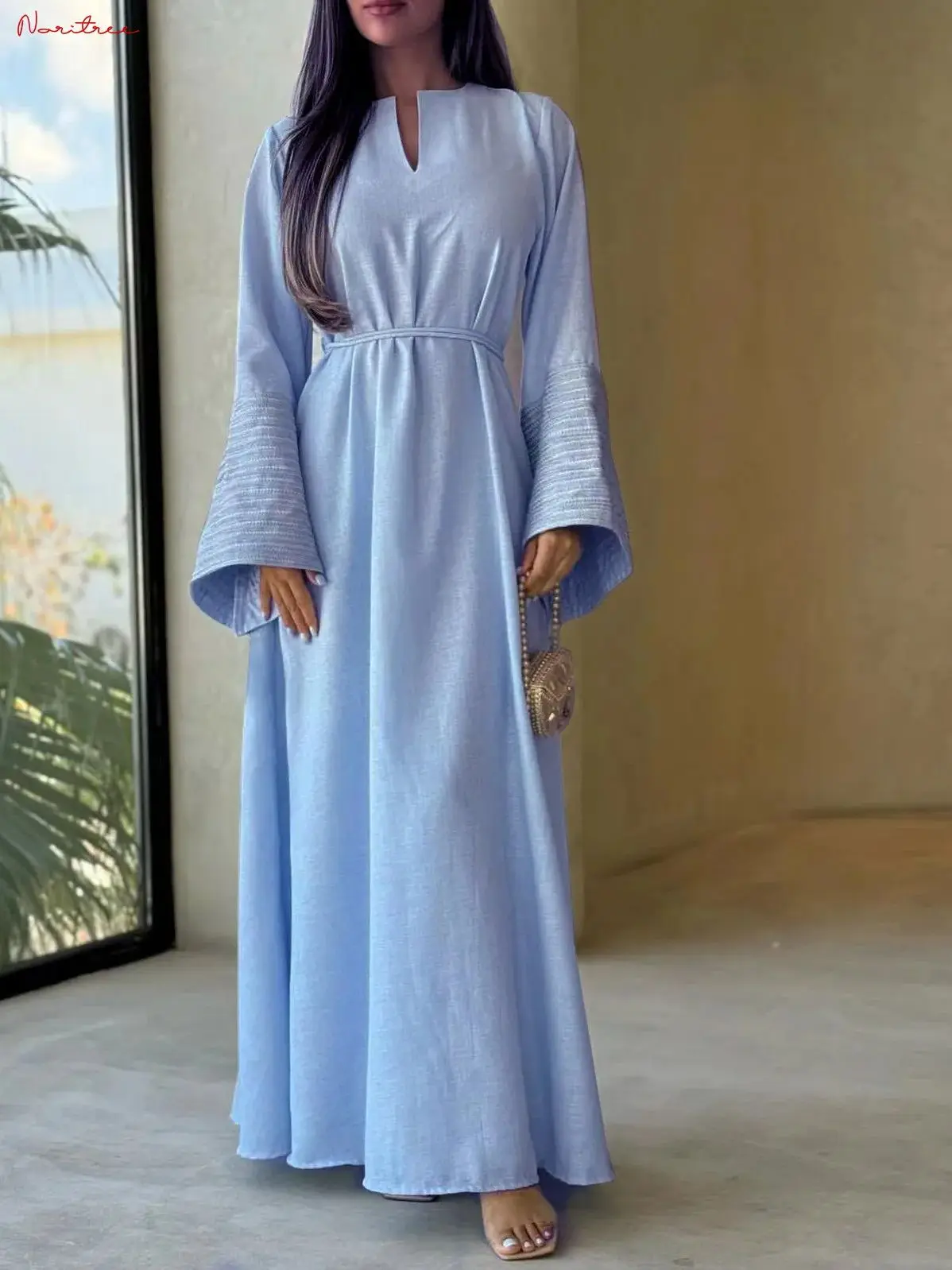 Fashion V-neck Embroidery Muslim Dress Robe Abaya Female Full Length Muslim Outerwear Worship Service Abaya with belt wy2048