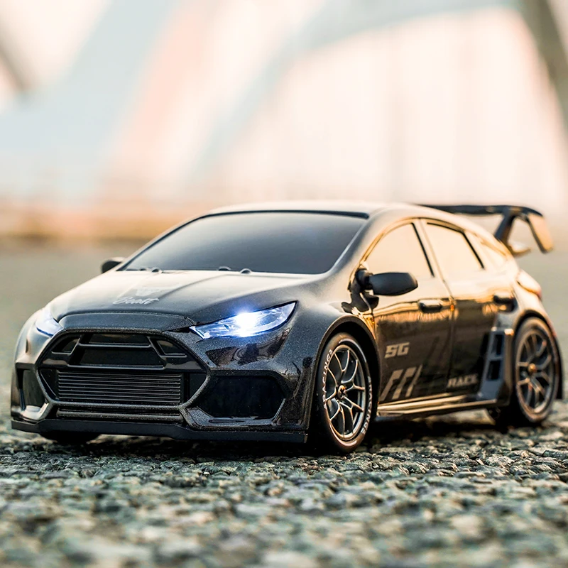 1:24 4WD High-Speed RC Drift Car  LED Lights 2.4G Remote Control  Replaceable Tires Ready to Run RC Model Car Toy Gift for Kids