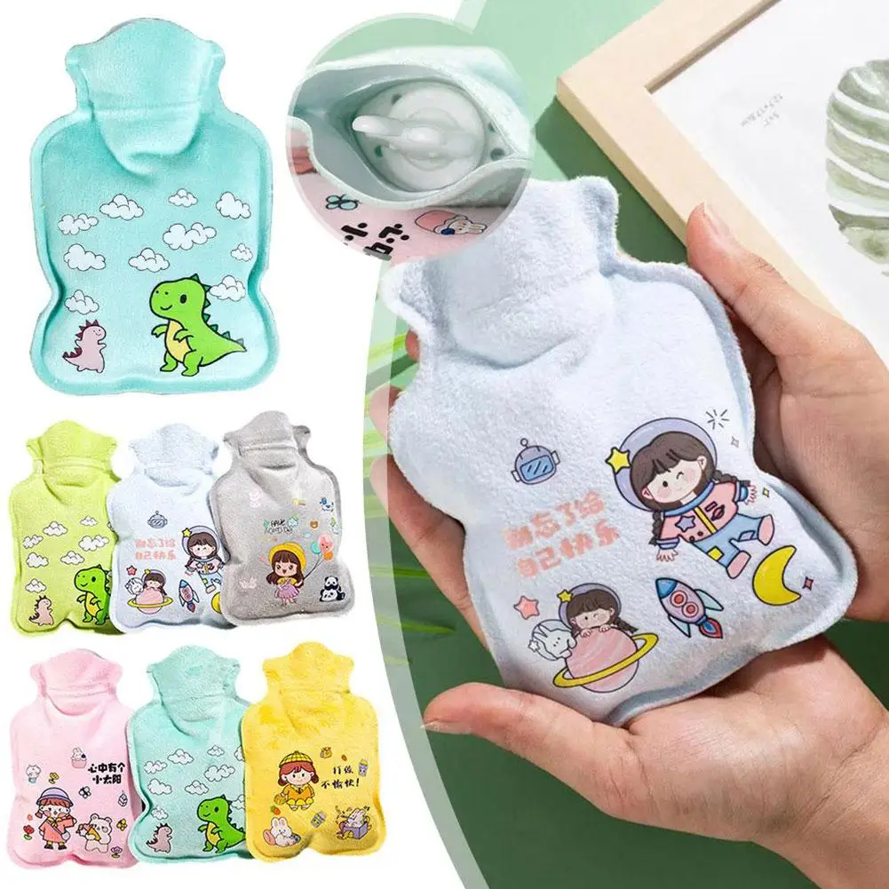 Random Cute Water Injection Hot Water Bag Cartoon PVC Treasure Hand Hot Bag Injection Water Water Accessories Mini Warmer H B8F4