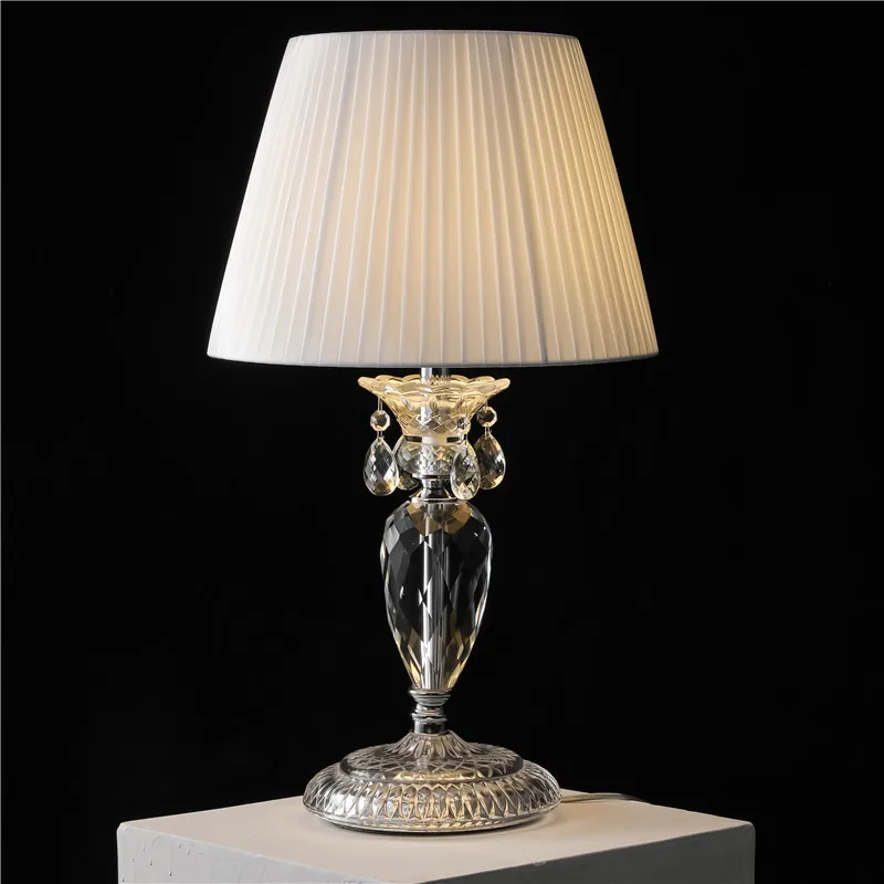 

Living room crystal table lamp, light luxury and high-end simple modern household lamp