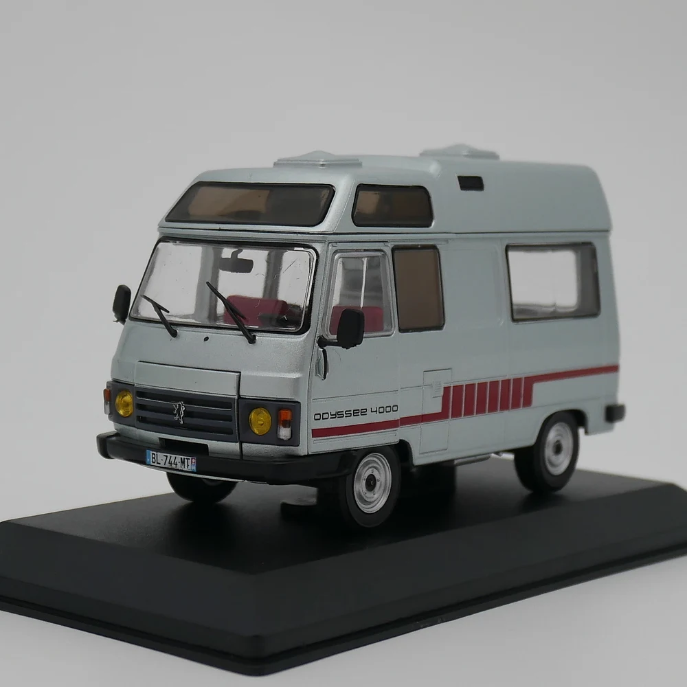 

Литой под давлением Ixo, масштаб 1:43, Peugeot J9 Chausson, автодом, кемпер, модель автомобиля из сплава, Коллекционная игрушка, подарок, сувенир, украшение для дисплея