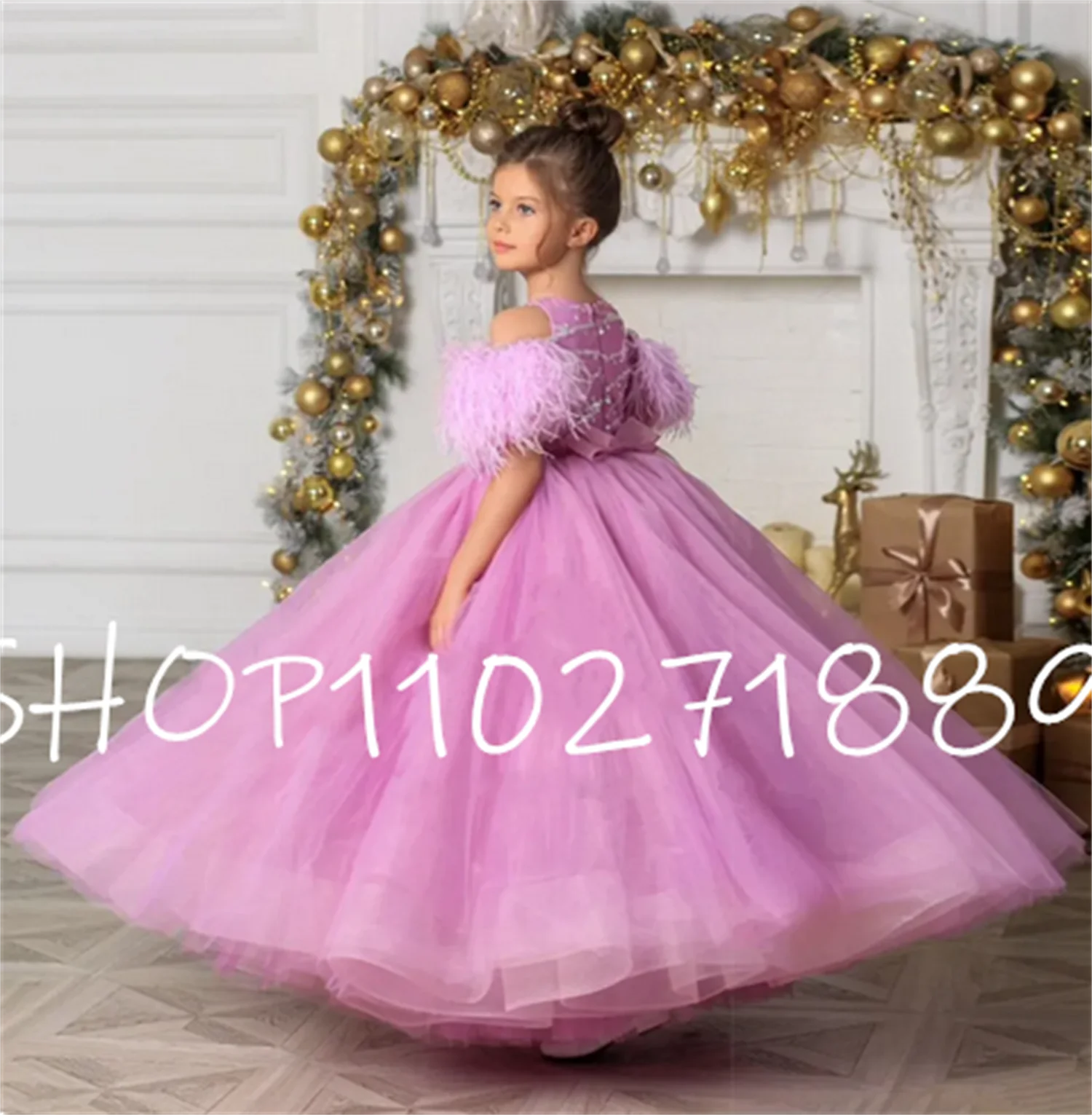 A Line Pink Short Sleeve Flower Girl Dresses 2023 New Christmas Gown Sequined Fur Organza First Communion Dresses