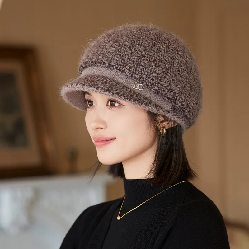 قبعة الخريف والشتاء للنساء قبعة أمي بريطانية أنيقة جديدة متعددة الاستخدامات سميكة ودافئة محبوكة