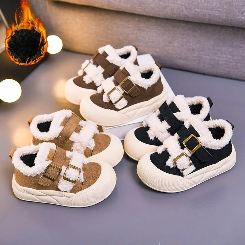 

2025 Winter New Children's Flat Shoes Suede Warm Retro Casual Shoes Soft soled Girls' Flat Shoes Round Head Versatile