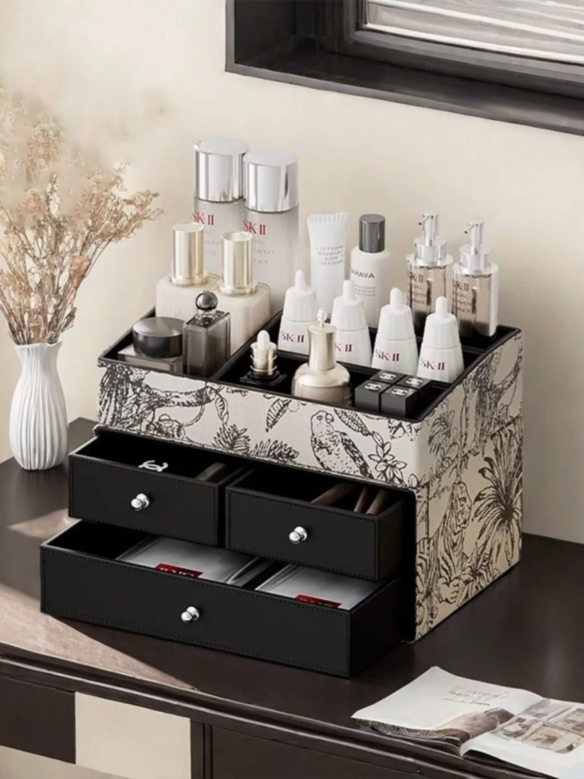 Modern Italian Luxu… - image