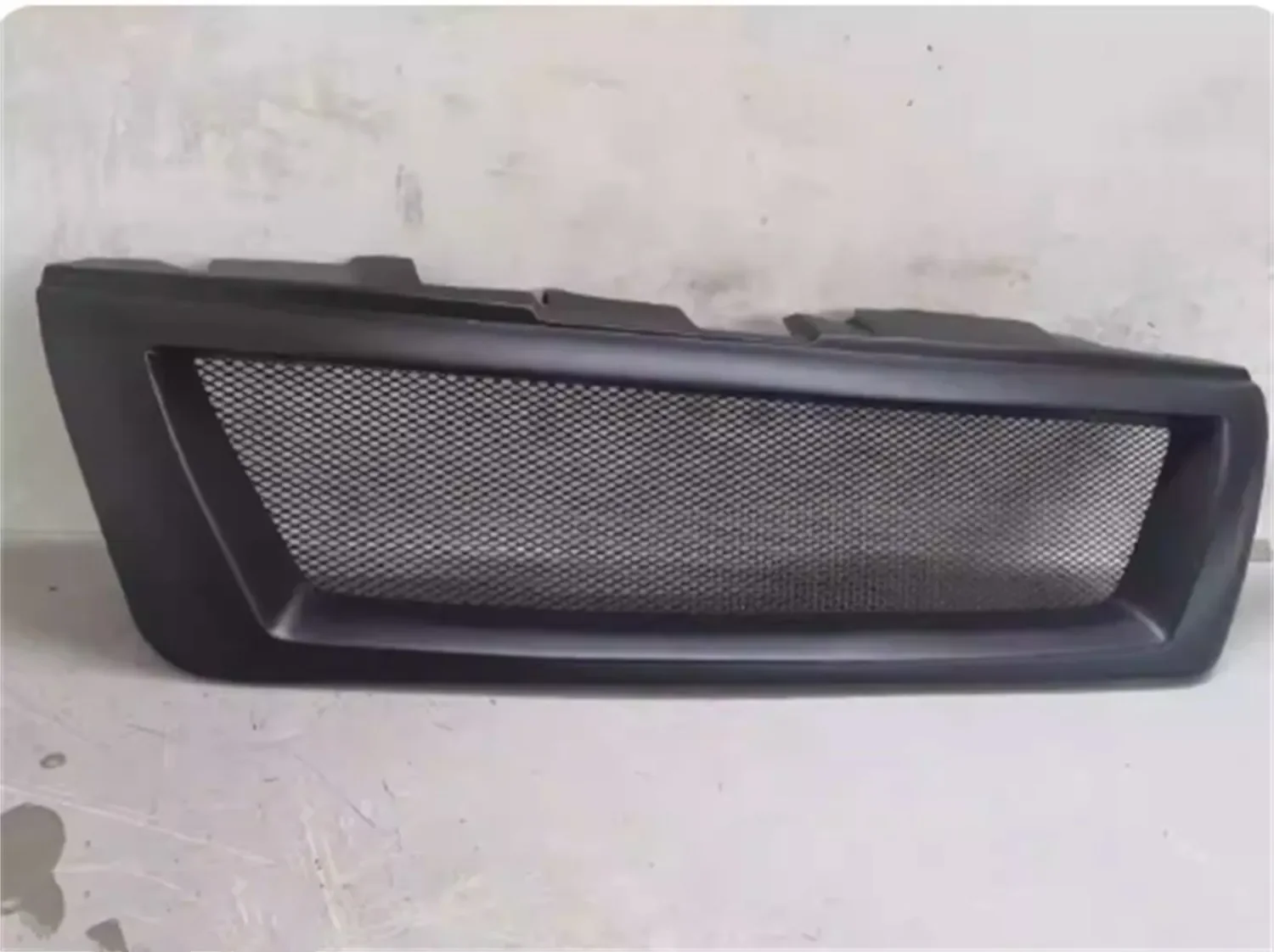 

Car Front Bumper Grill Mask Radiator Grille for Mitsubishi Pajero v73 v75 v77 03-08