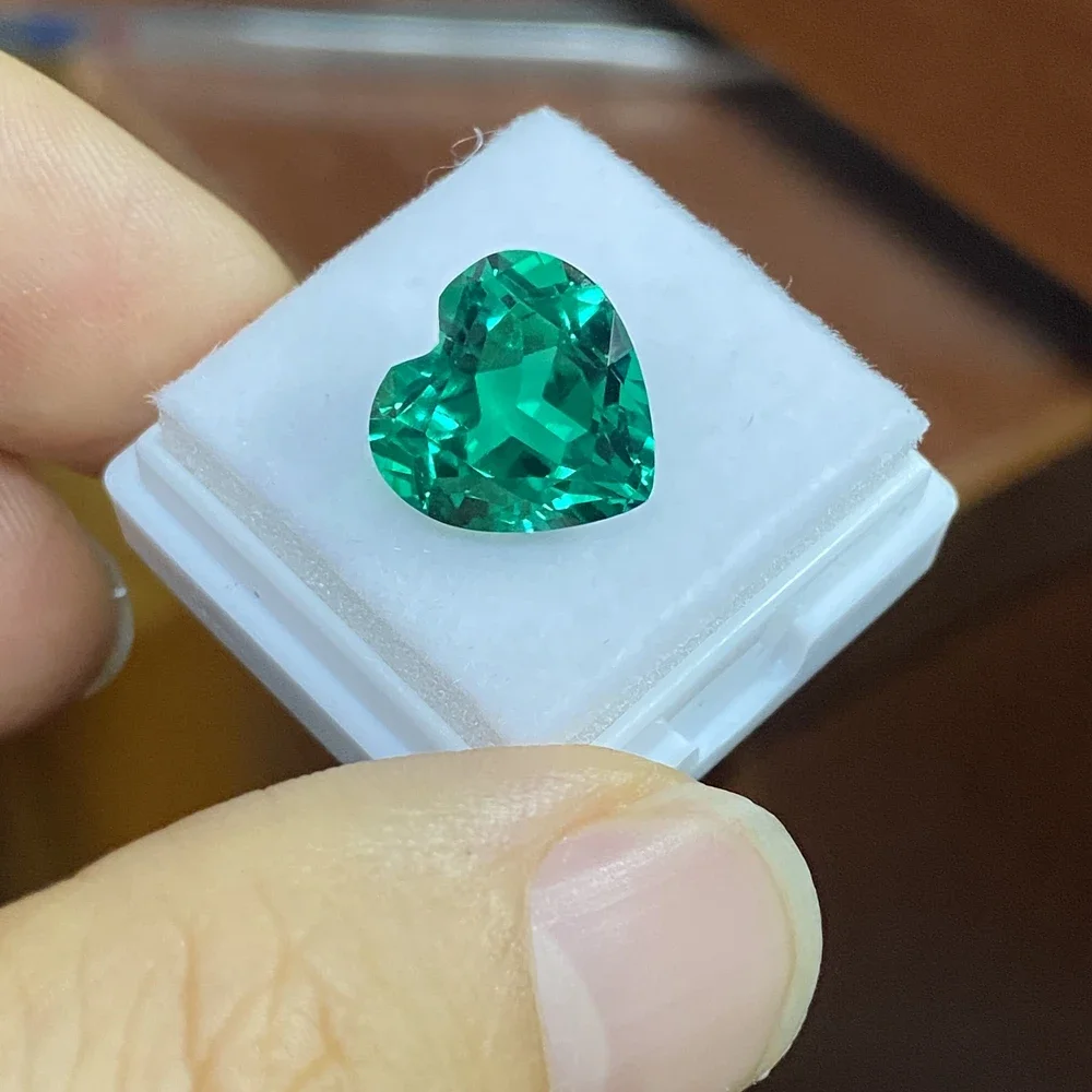 

a Lab Grown Colombian Emerald Stone Hydrothermal Heart Cut High Quality Perfect for Rings & Necklaces Selectable AGL Certificate