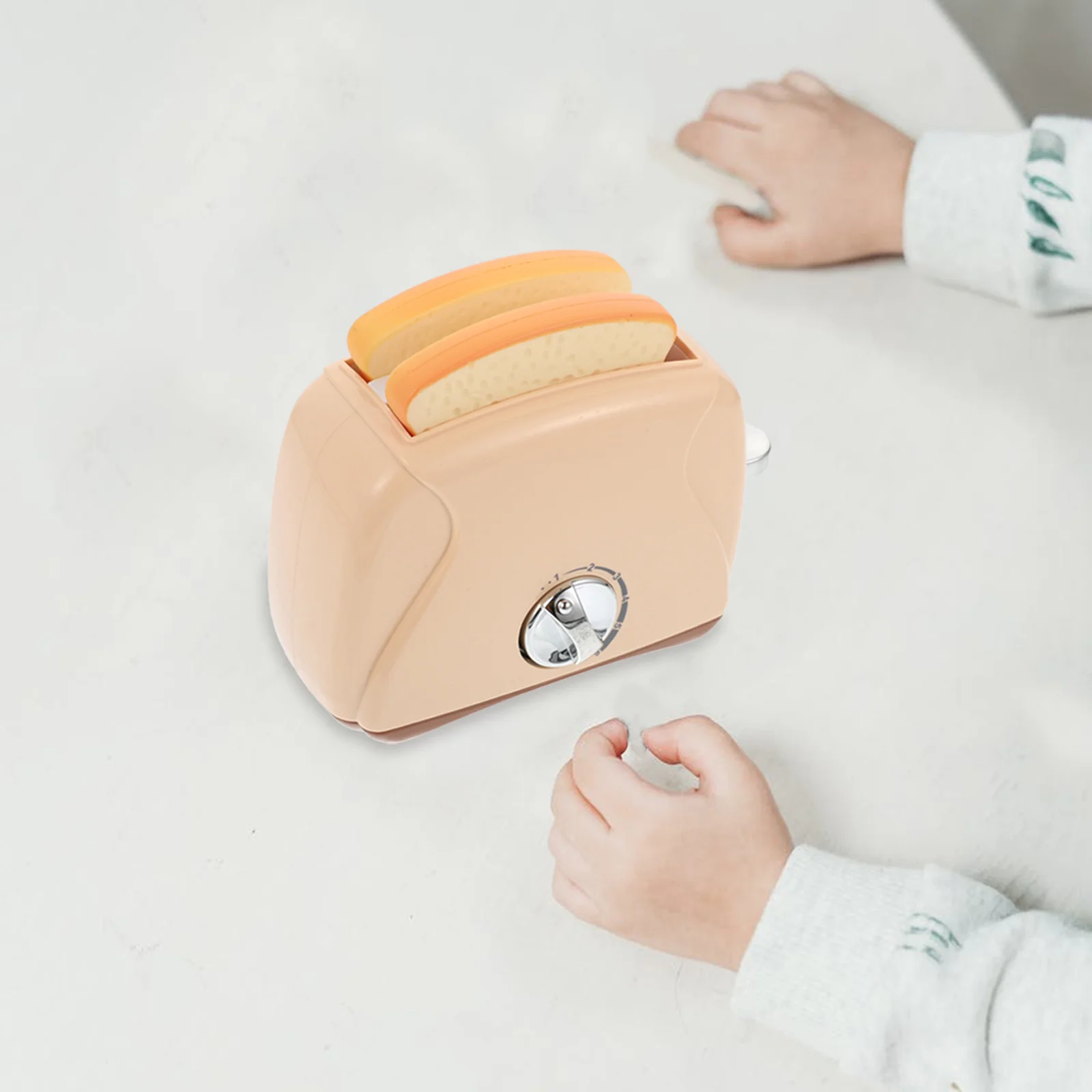 

1Pcs Bread Machine Mini Creative Simulated Toaster Play House Supply Children Educational Gift Light Machine Toy