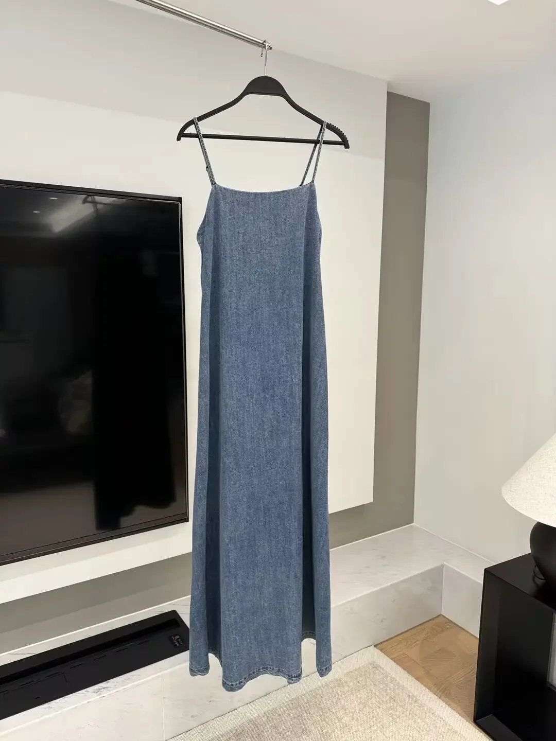 Women's 2024 New Casual Fashion Joker Denim Midi Dress Retro Thin Shoulder Strap Backless Women's Dress Vestidos