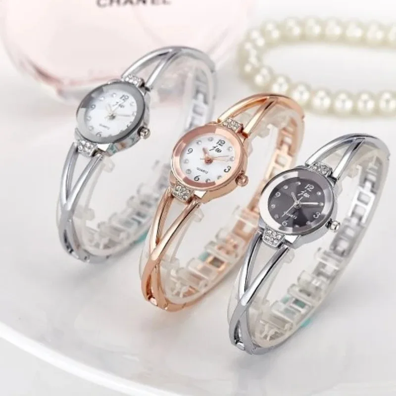 Fashion Stainless Steel Quartz Watch Bracelet for Women Top Brand Light Luxury Thin Chain Quartz Wristwatch Simple Elegant Clock