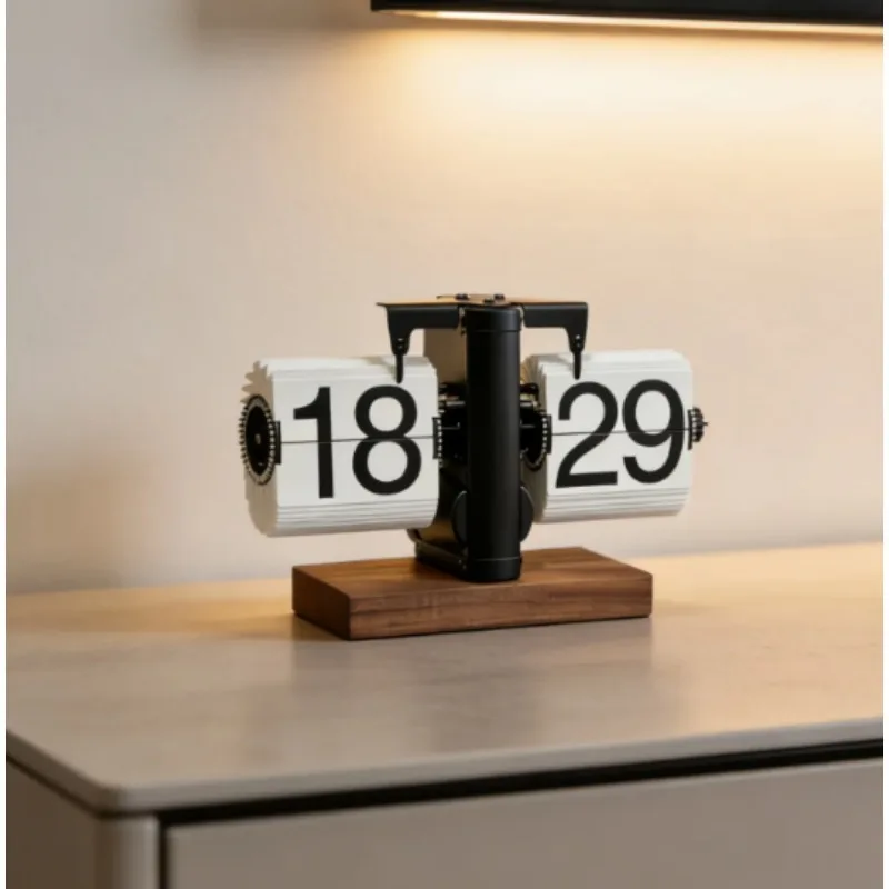Automatic Flip Clock Desktop Decoration, Retro Mechanical Table Clock for Living Room