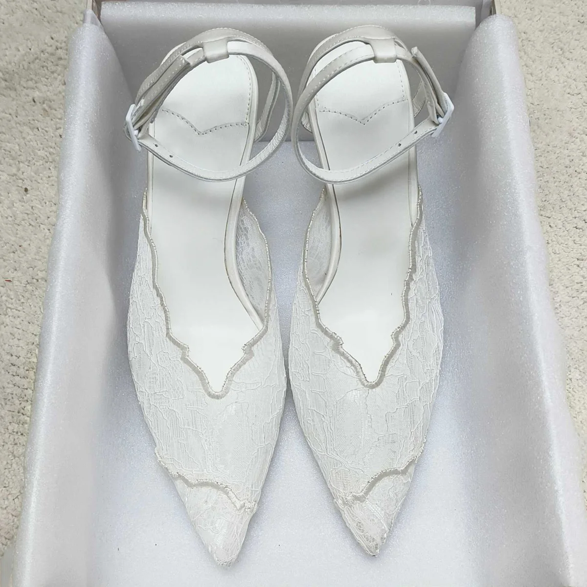 High quality 2026 Women's Pointed Toe Lace Ankle Strap Heeled Pumps YYT26031822