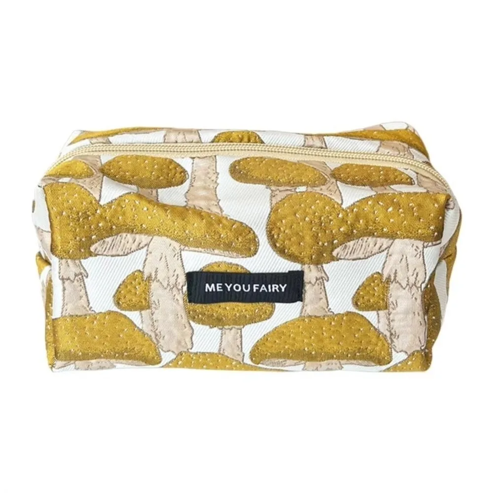 Cute Portable Cosmetic Pouch Mushroom Printing Large Capacity Coin Key Purse Washable Travel Clutch for Women