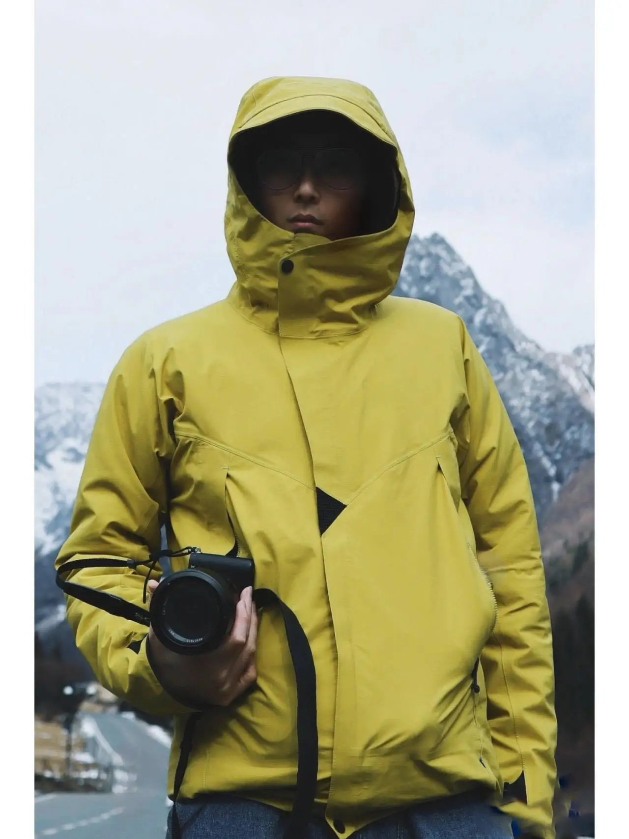 

Waterproof Fce Lined Soft ell Hooded Jaet Outdoor Climbing Sports Couple Jaet Thin Velvet Windproof Casual Coat