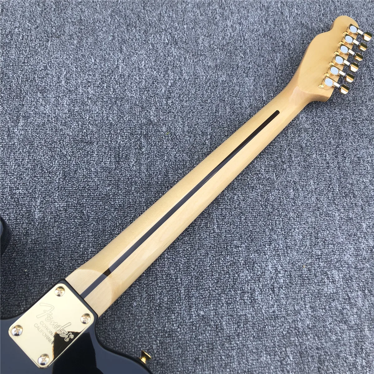 Golden Pattern Solid wood TL Electric Guitar with Maple Fingerboard