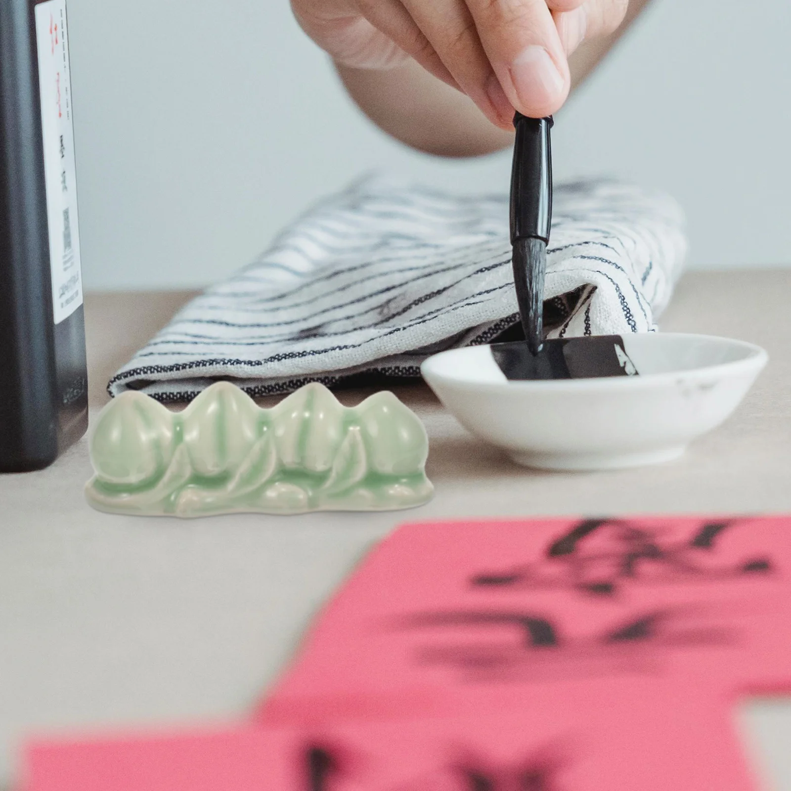 حامل فرشاة من السيراميك على الطراز الصيني لأدوات الكتابة والرسم، فكرة هدية تزيين أنيقة للدراسة #4