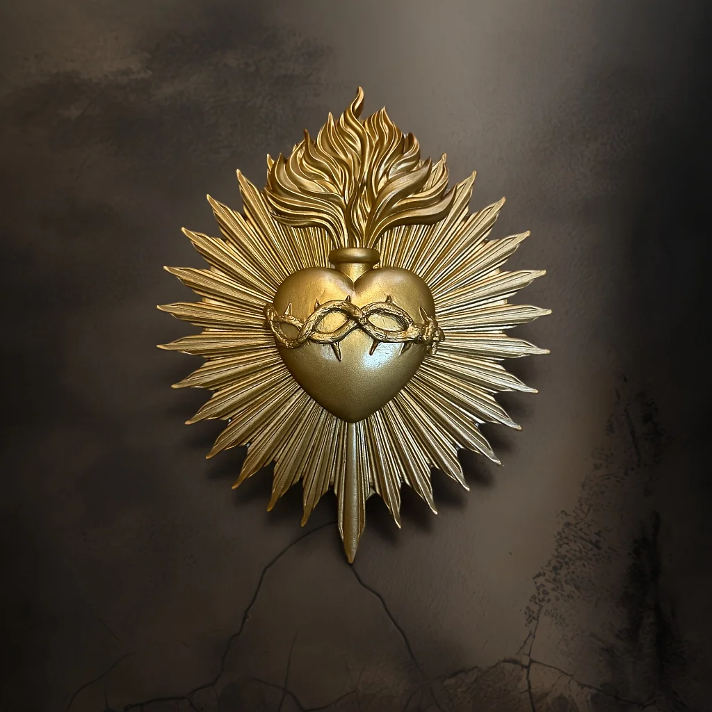 

Gothic Sacred Heart Firework Statue Wall Decor, Resin Plaque: Exquisite Embossed Design—Perfect for Decoration,Enhances Ambiance