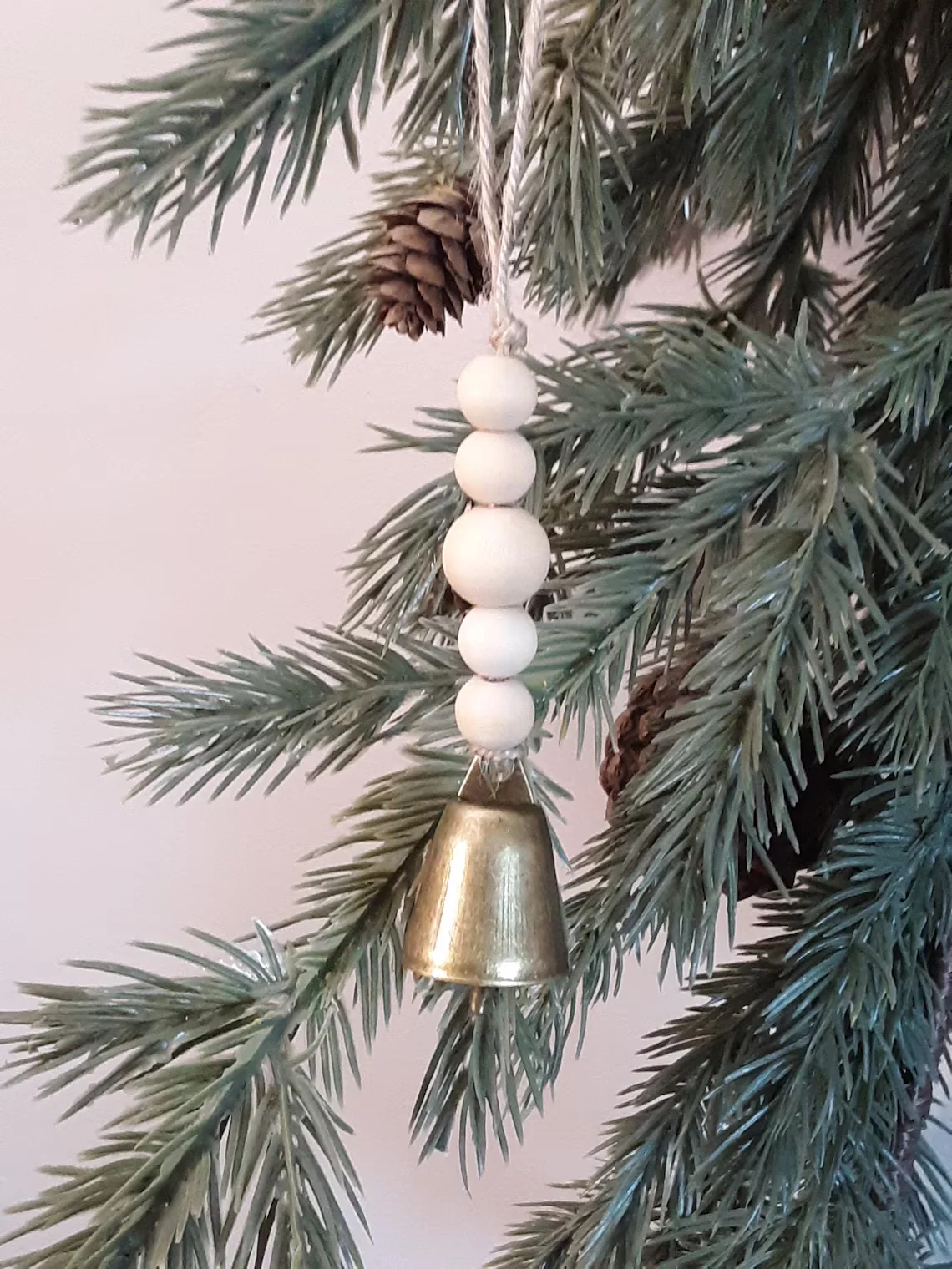 Hängende Kuhglocken im Vintage-Stil, antike Weihnachtsglocken-Ornamente, perfekte Glocken-Dekoration für Weihnachtsbaum und Ferienhausdekoration – Detail 3