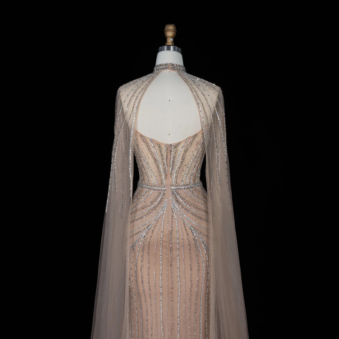 Sharon Said Abendkleid, luxuriöses Meerjungfrauen-Tüllkleid, trägerlos, mit Kristallen und Perlen, arabisch, Dubai, formelles Hochzeits- und Partykleid, SS140, maßgeschneidert – Detail 8