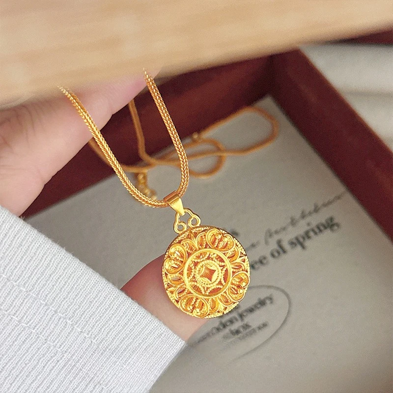

Pure 18 K Gold Color Hollow Money Coin Shape Pendant Necklace Pendant Necklace for Women Wedding Birthday Pendant Jewelry Gifts