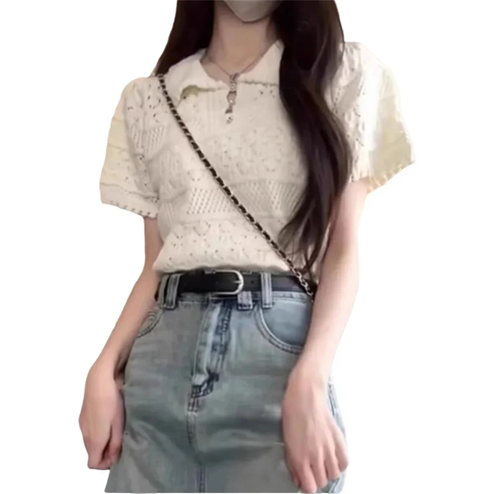 

Женская трикотажная футболка с вырезами, отложным воротником, коротким рукавом, повседневная, модная, летняя, в корейском стиле